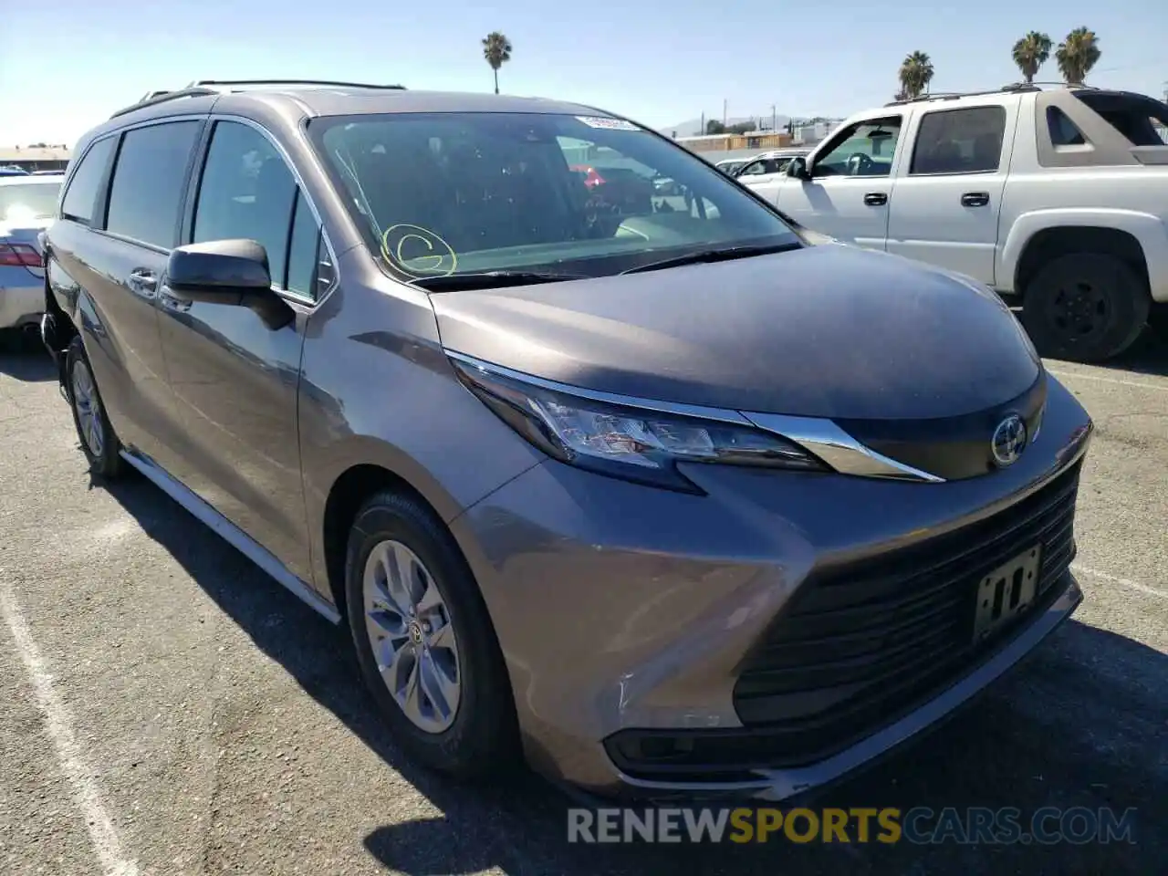 1 Photograph of a damaged car 5TDBRKEC1NS093029 TOYOTA SIENNA 2022