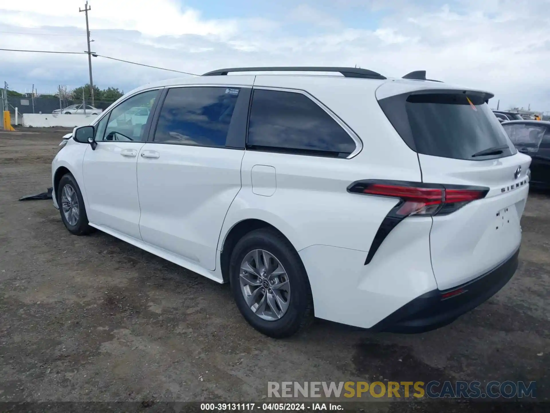 3 Photograph of a damaged car 5TDBRKEC6NS094662 TOYOTA SIENNA 2022