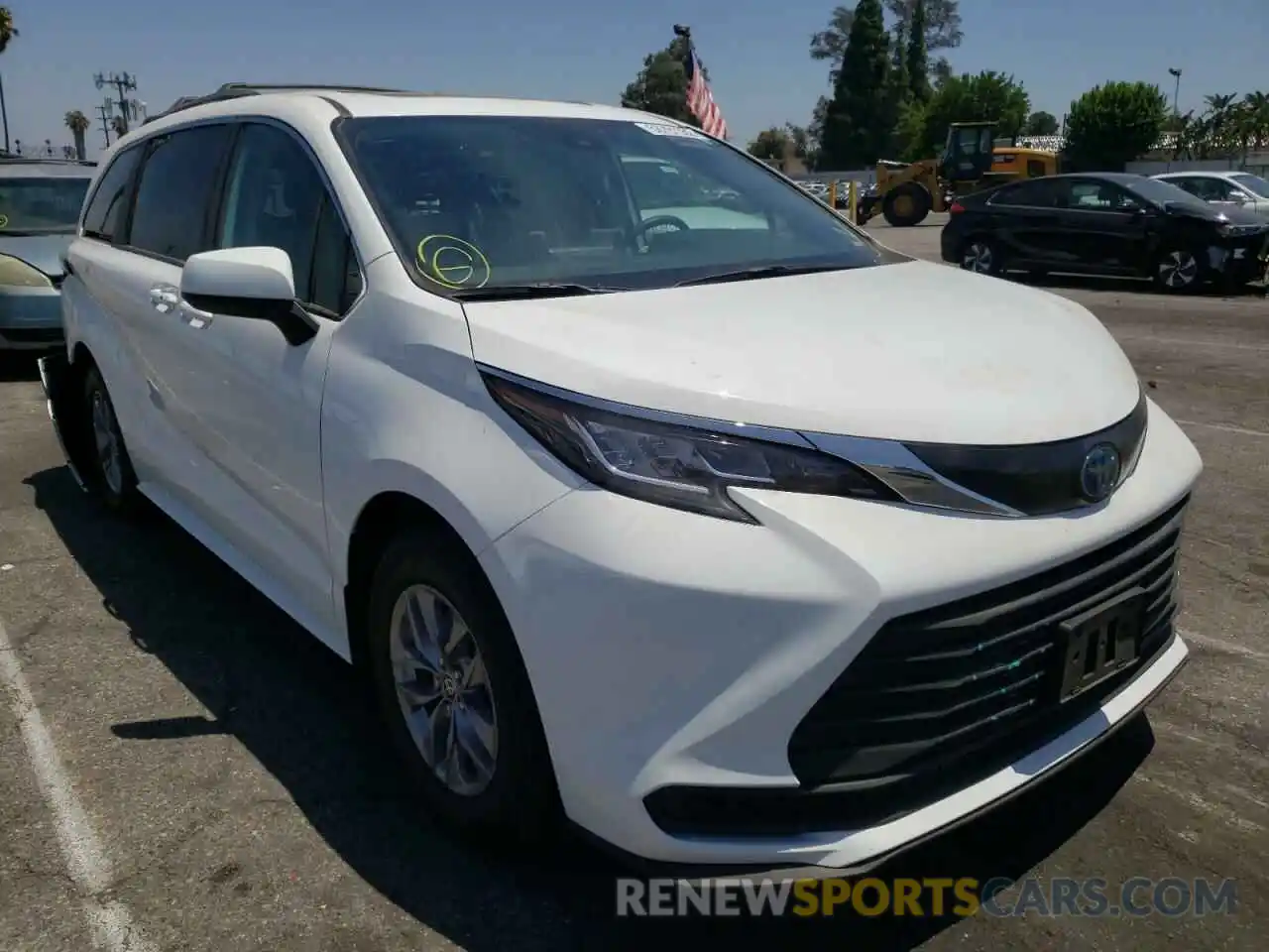 1 Photograph of a damaged car 5TDBRKEC7NS089048 TOYOTA SIENNA 2022