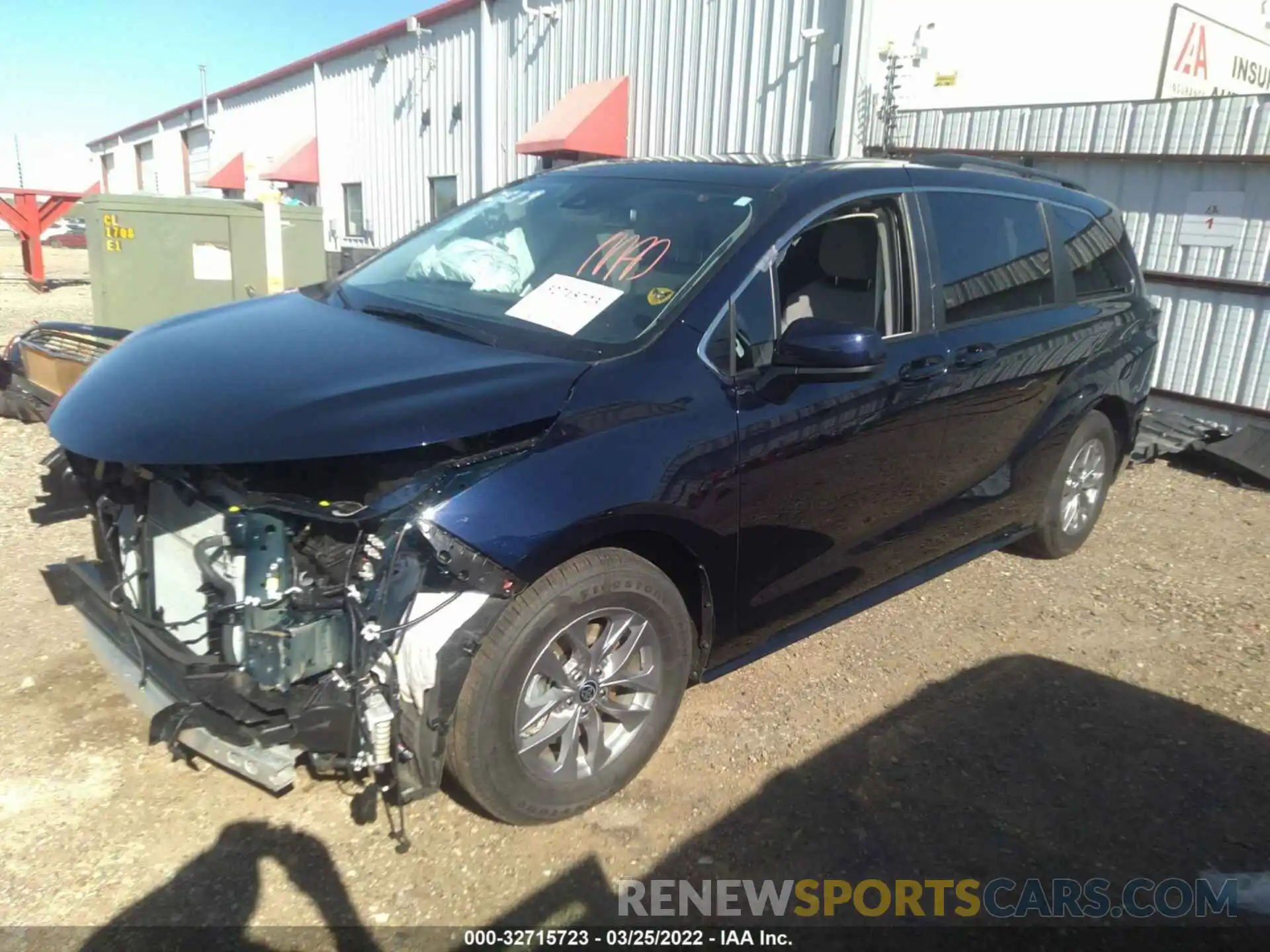 2 Photograph of a damaged car 5TDBRKEC8NS083842 TOYOTA SIENNA 2022