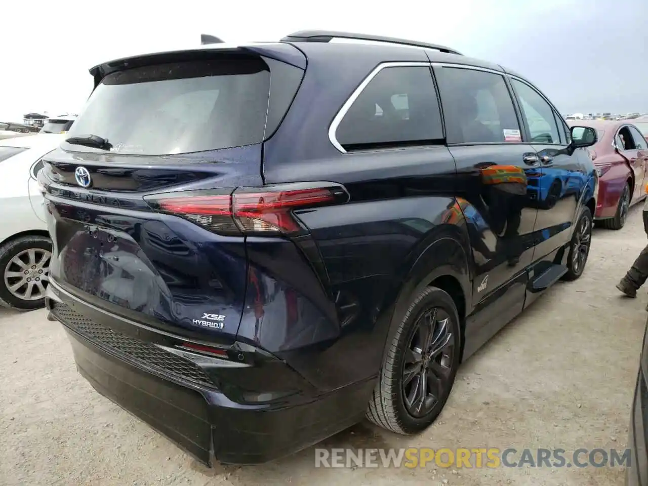 4 Фотография поврежденного автомобиля 5TDDRKEC9NS104576 TOYOTA SIENNA 2022