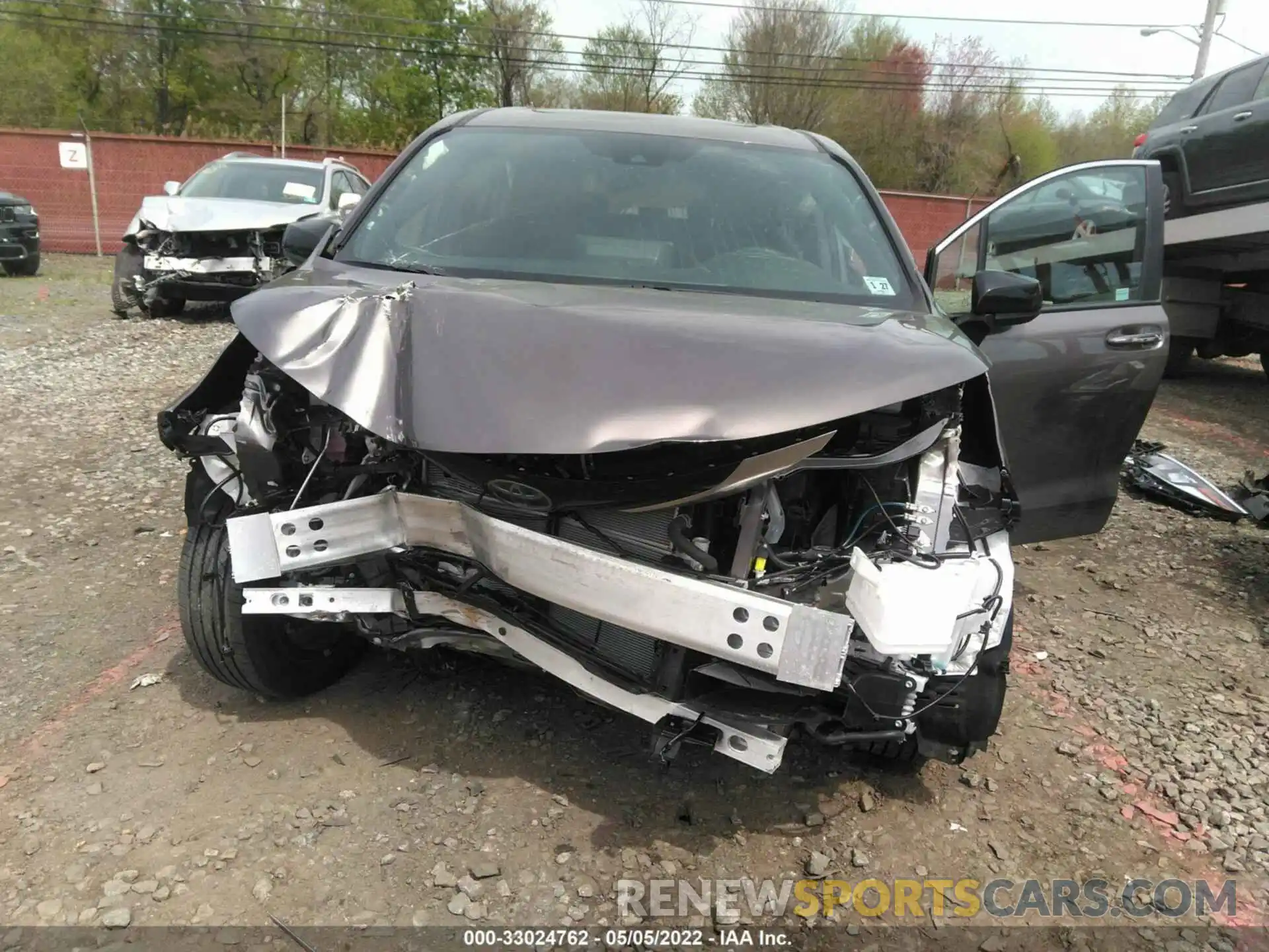 6 Photograph of a damaged car 5TDDSKFC0NS052192 TOYOTA SIENNA 2022