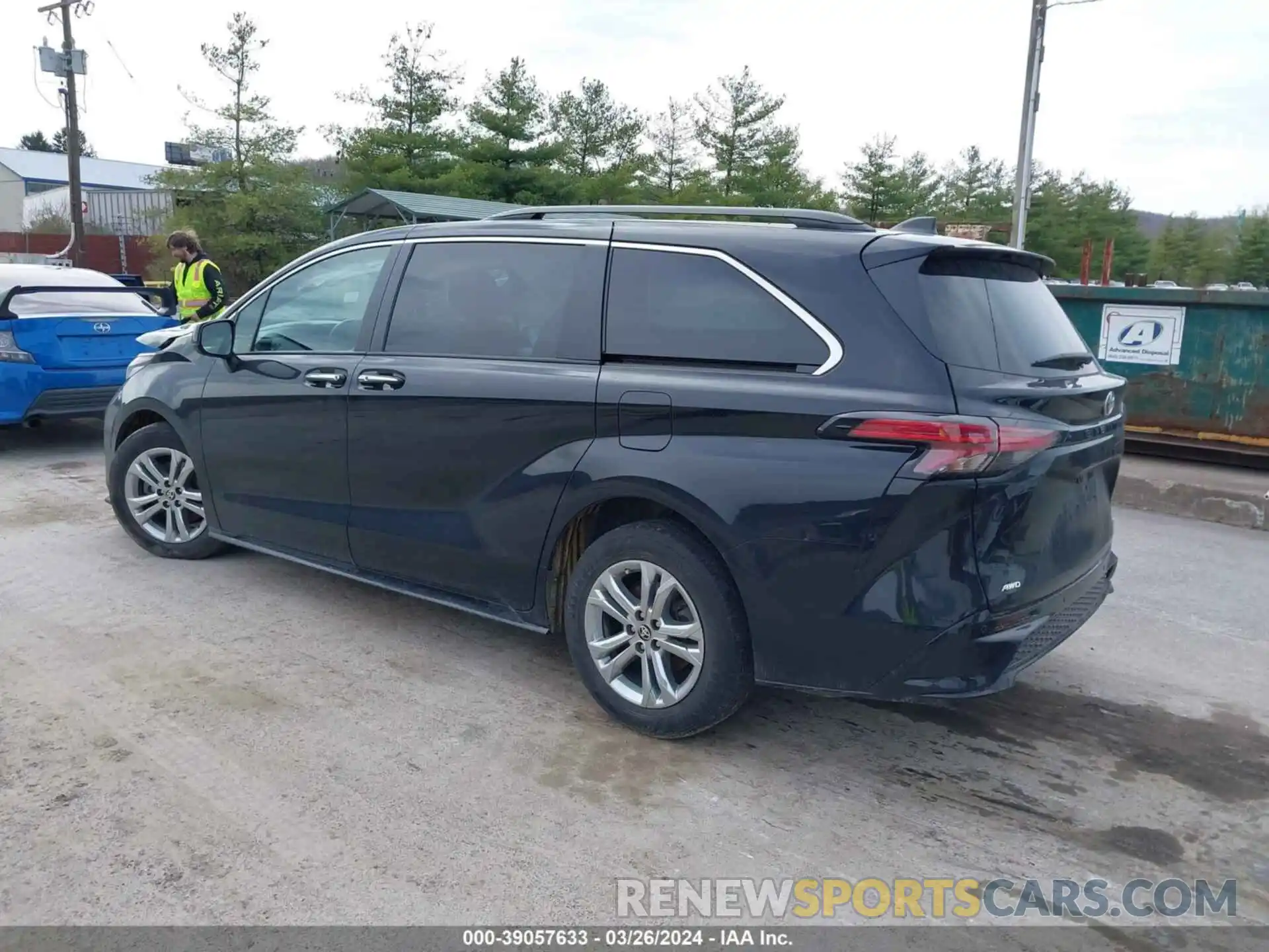 3 Фотография поврежденного автомобиля 5TDDSKFC6NS045781 TOYOTA SIENNA 2022