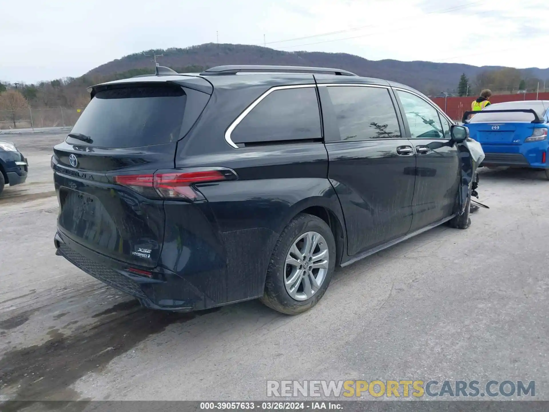 4 Фотография поврежденного автомобиля 5TDDSKFC6NS045781 TOYOTA SIENNA 2022