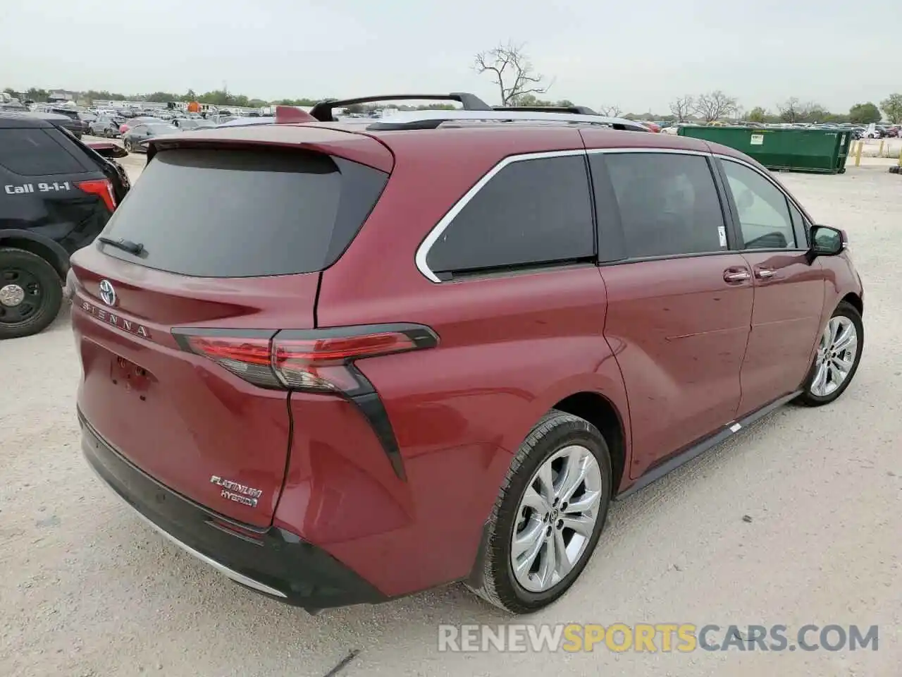 4 Photograph of a damaged car 5TDERKEC8NS078833 TOYOTA SIENNA 2022