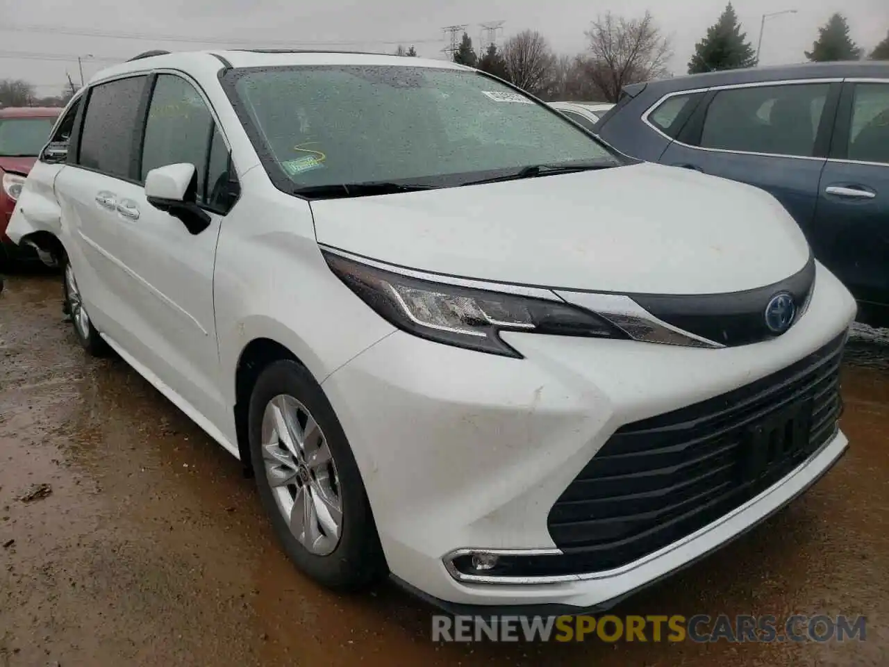 1 Photograph of a damaged car 5TDJRKEC0NS102184 TOYOTA SIENNA 2022