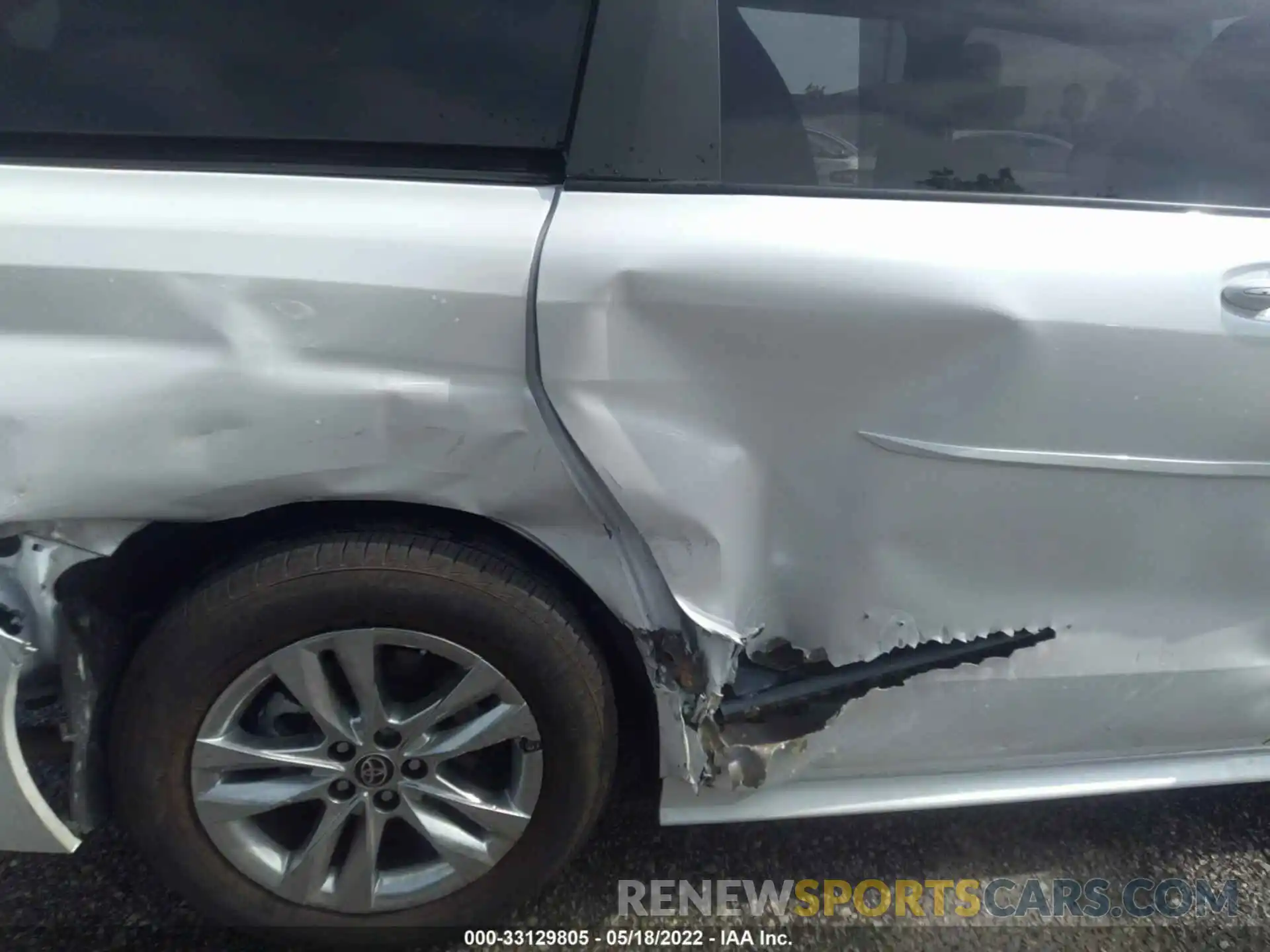 6 Photograph of a damaged car 5TDJRKEC2NS079491 TOYOTA SIENNA 2022