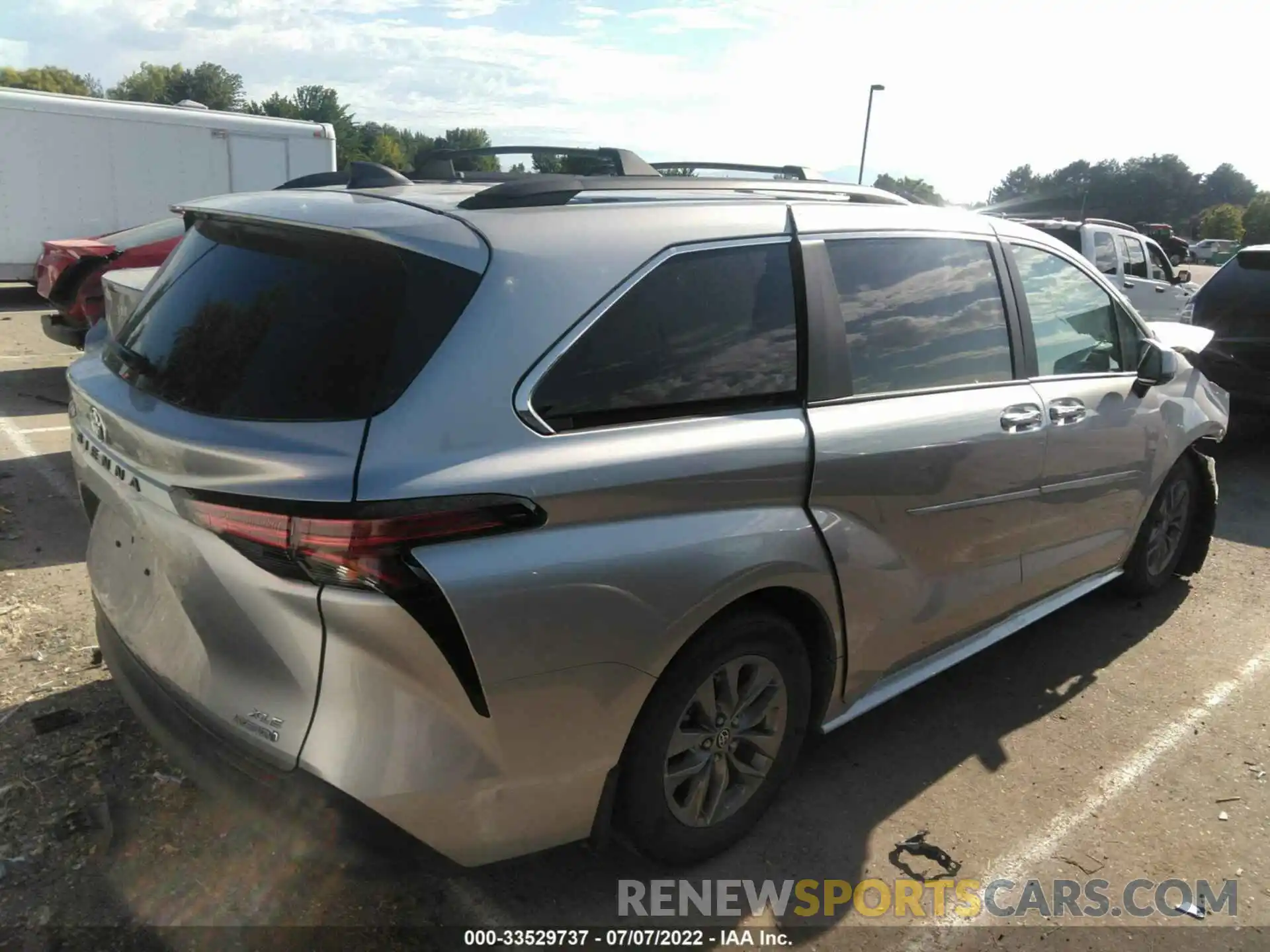 4 Фотография поврежденного автомобиля 5TDJRKEC3NS088779 TOYOTA SIENNA 2022