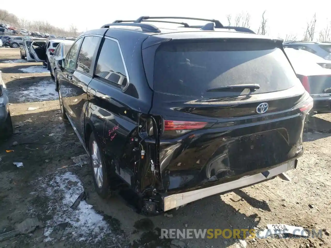 3 Photograph of a damaged car 5TDJRKEC6NS080241 TOYOTA SIENNA 2022