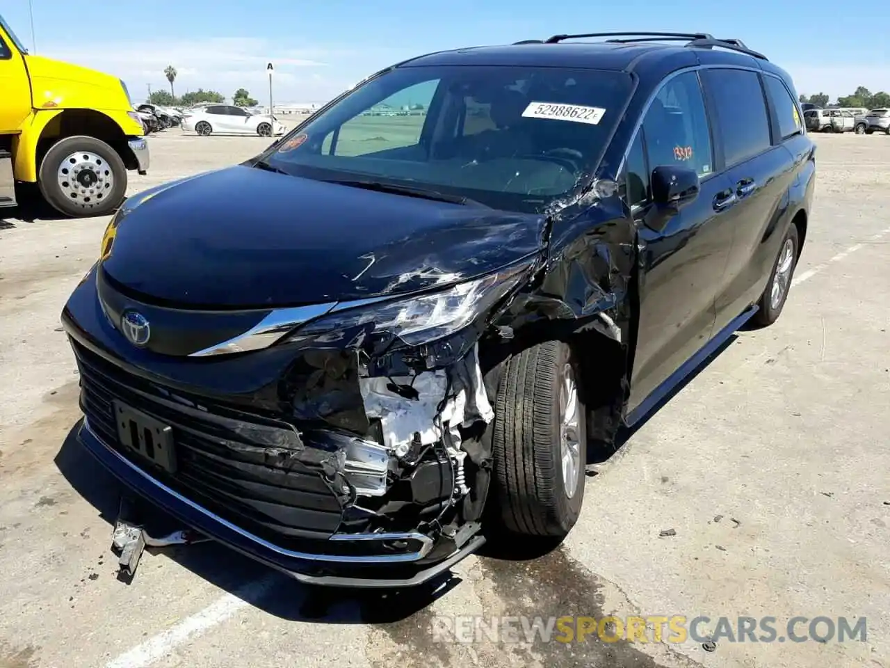 2 Photograph of a damaged car 5TDJRKEC6NS080403 TOYOTA SIENNA 2022