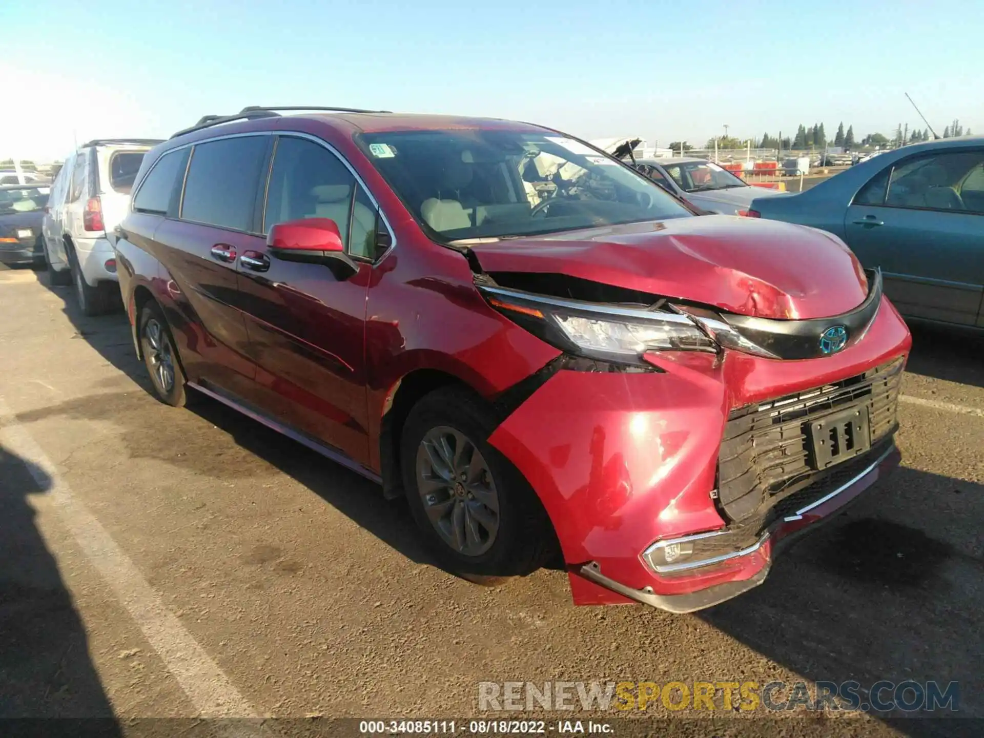 1 Photograph of a damaged car 5TDJRKEC6NS089778 TOYOTA SIENNA 2022