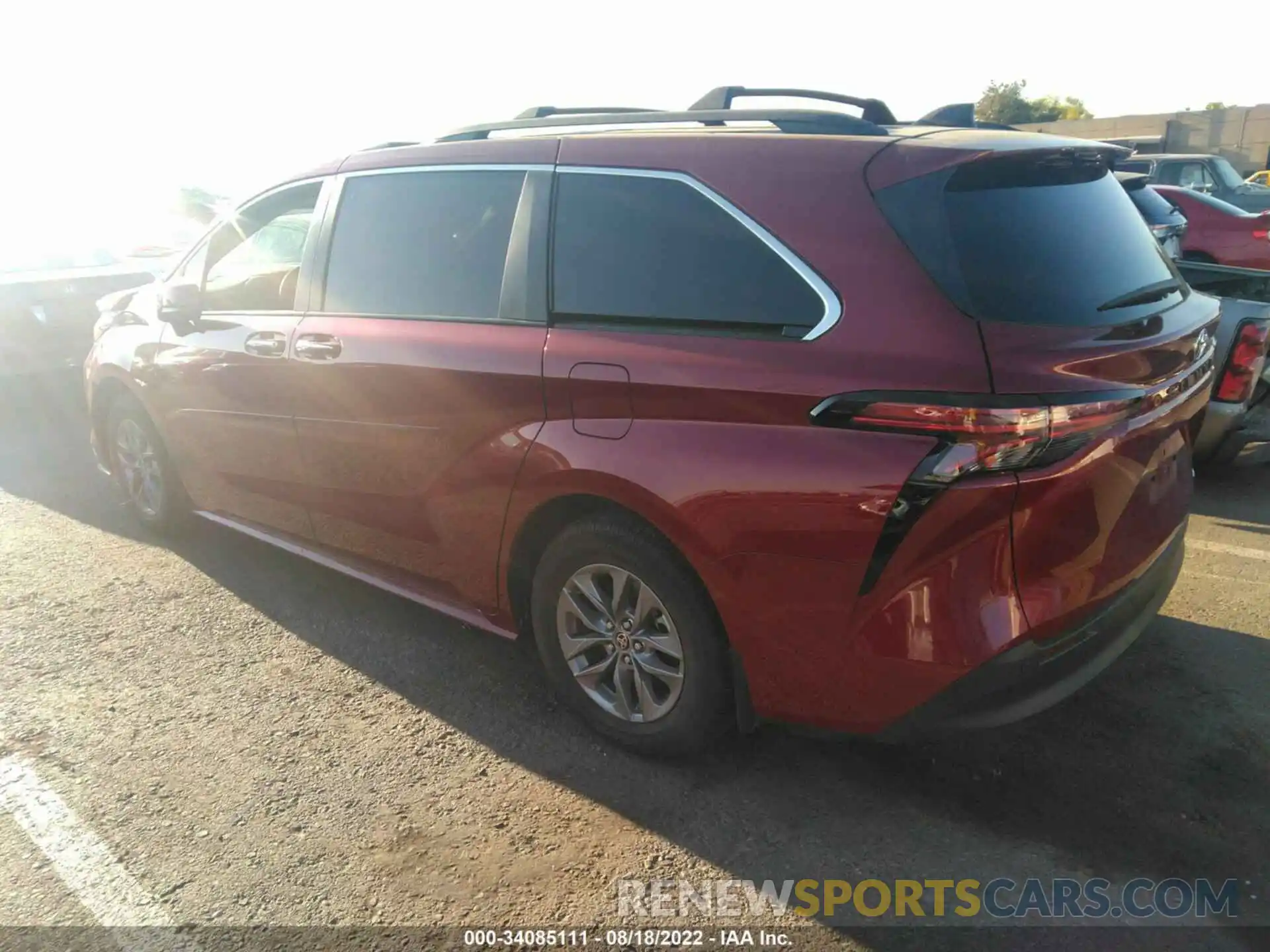 3 Photograph of a damaged car 5TDJRKEC6NS089778 TOYOTA SIENNA 2022