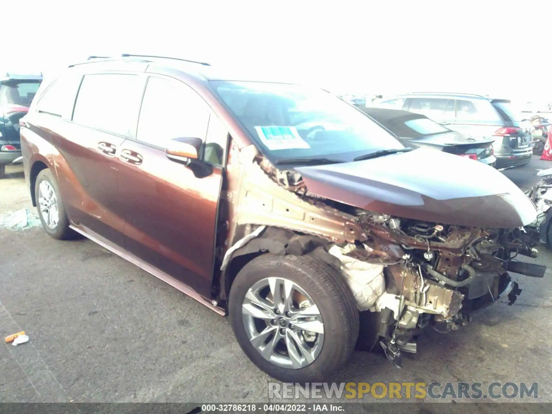 1 Photograph of a damaged car 5TDJRKEC6NS090297 TOYOTA SIENNA 2022