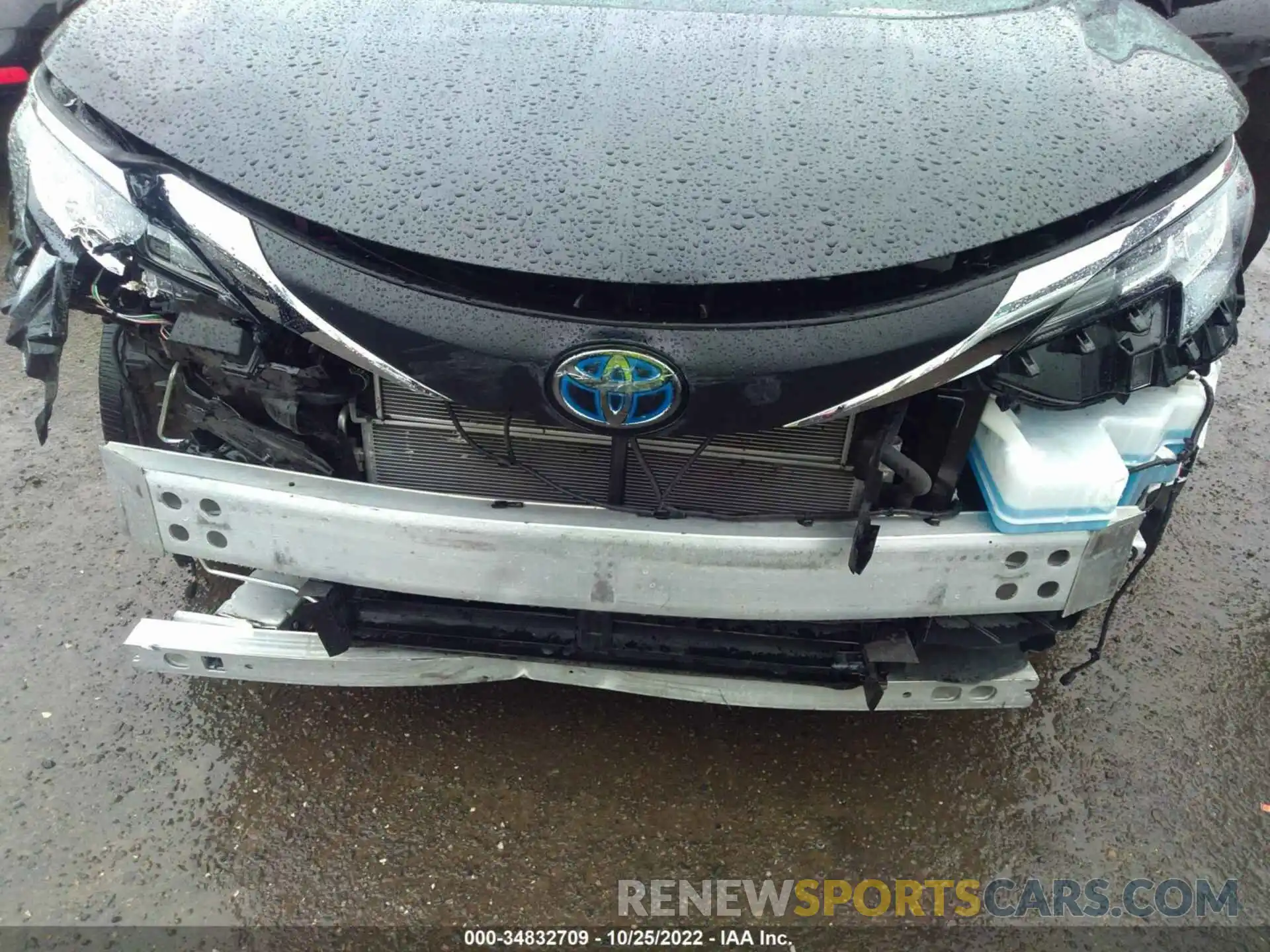 6 Photograph of a damaged car 5TDKRKEC0NS102612 TOYOTA SIENNA 2022