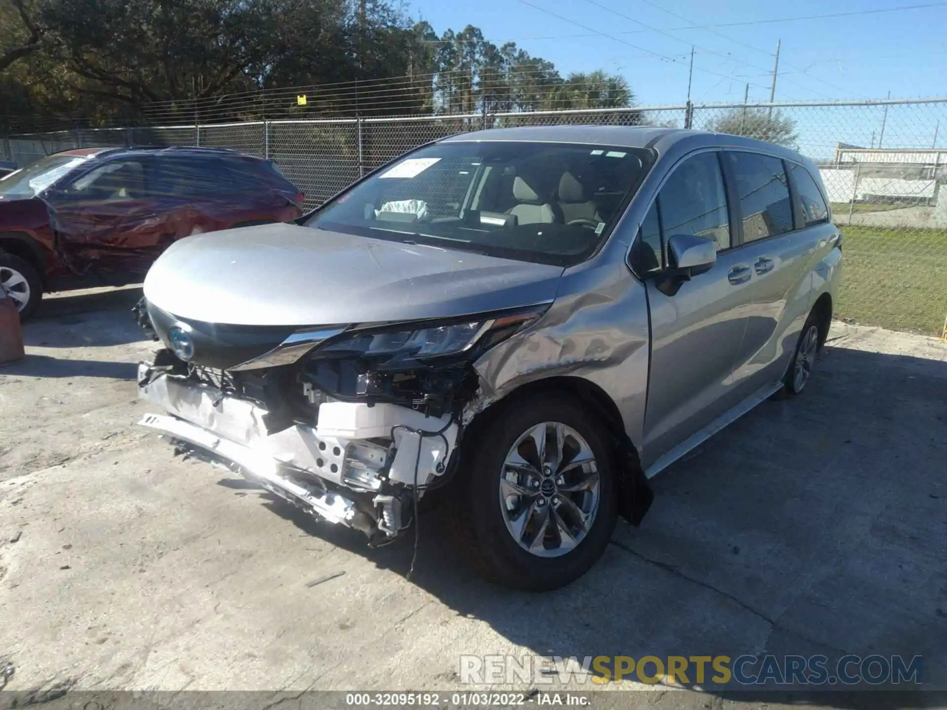 6 Photograph of a damaged car 5TDKRKEC1NS081673 TOYOTA SIENNA 2022