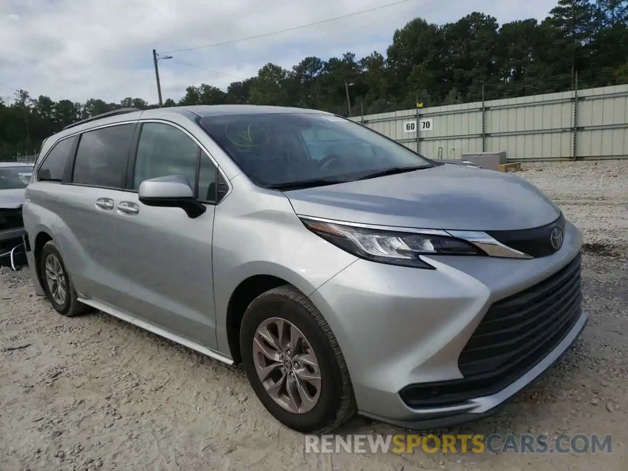 1 Photograph of a damaged car 5TDKRKEC2NS103972 TOYOTA SIENNA 2022