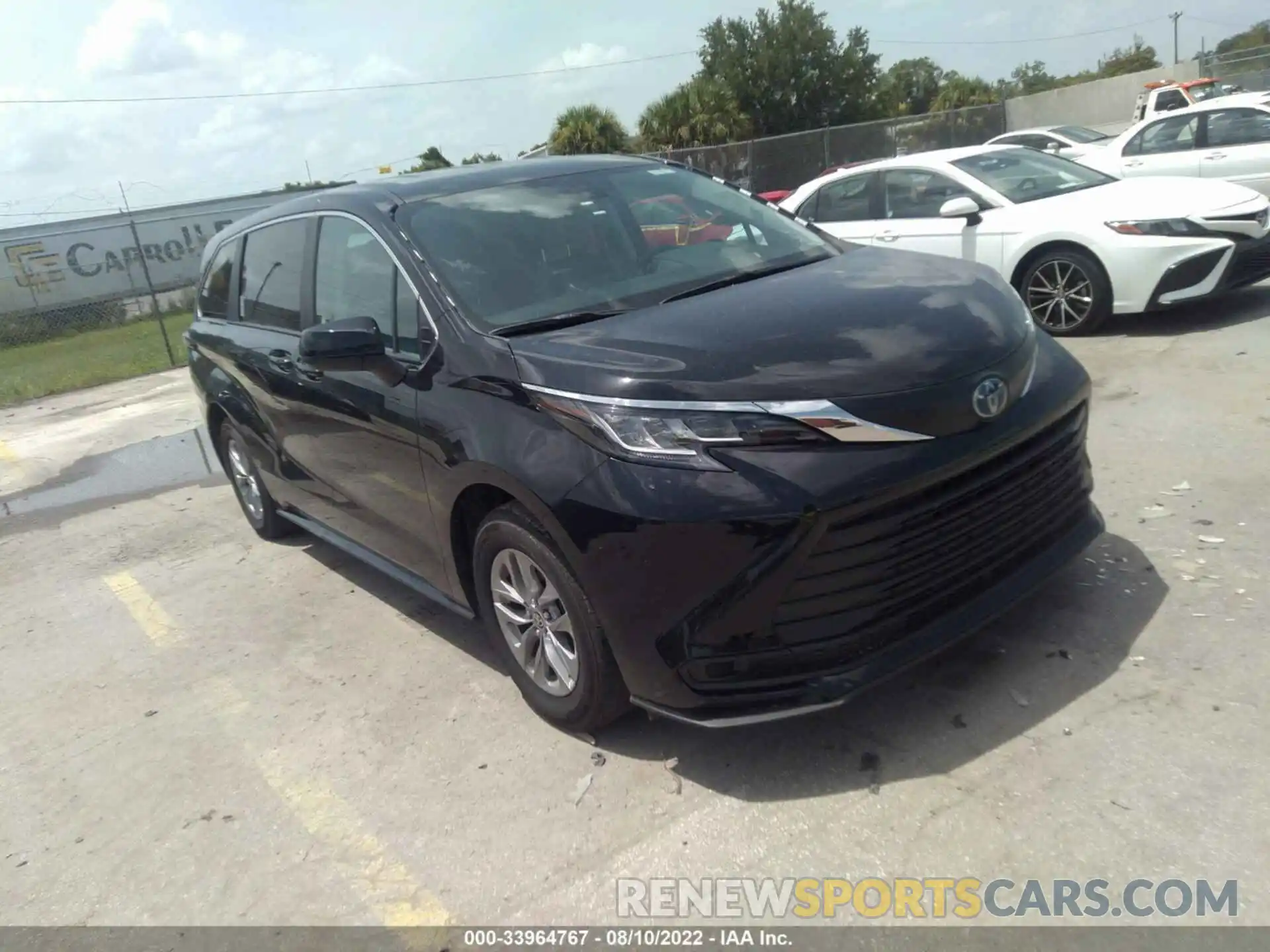 1 Photograph of a damaged car 5TDKRKEC7NS101862 TOYOTA SIENNA 2022