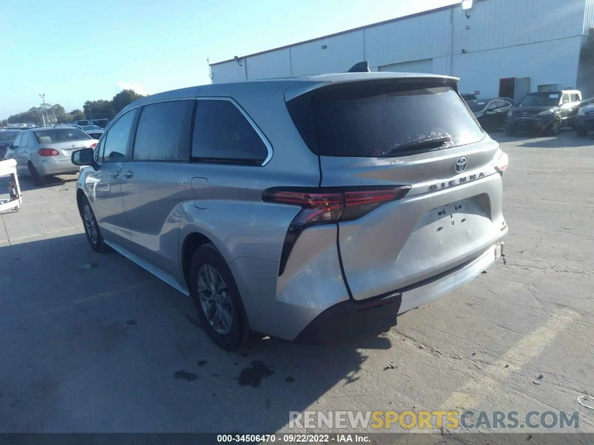 3 Photograph of a damaged car 5TDKRKEC7NS112103 TOYOTA SIENNA 2022