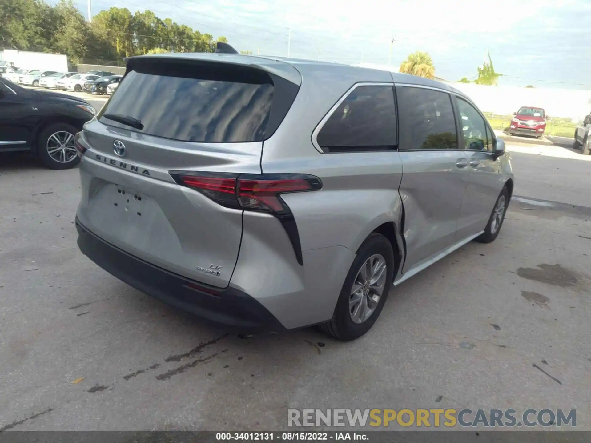 4 Фотография поврежденного автомобиля 5TDKRKEC8NS077037 TOYOTA SIENNA 2022