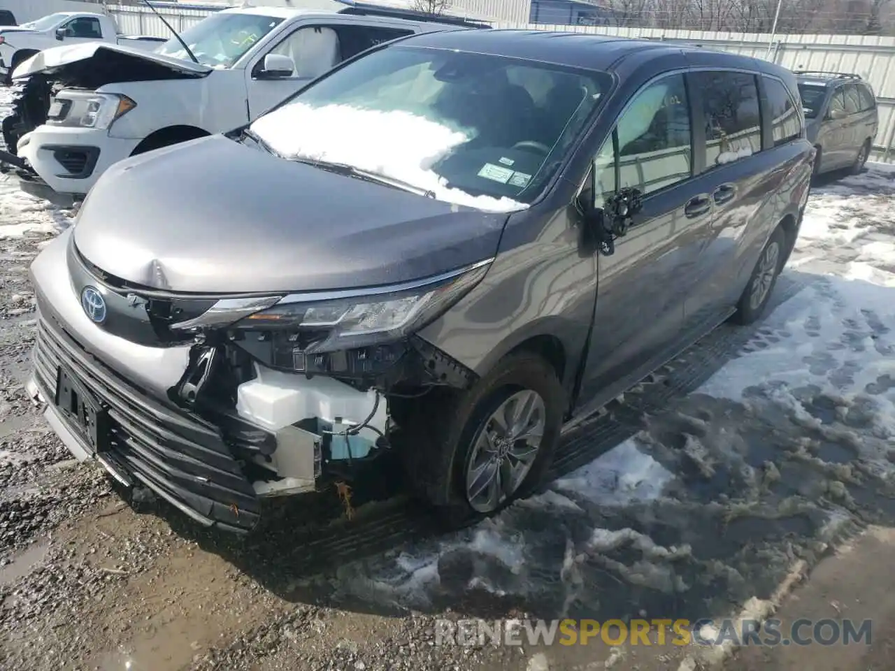 2 Фотография поврежденного автомобиля 5TDKRKEC8NS087258 TOYOTA SIENNA 2022