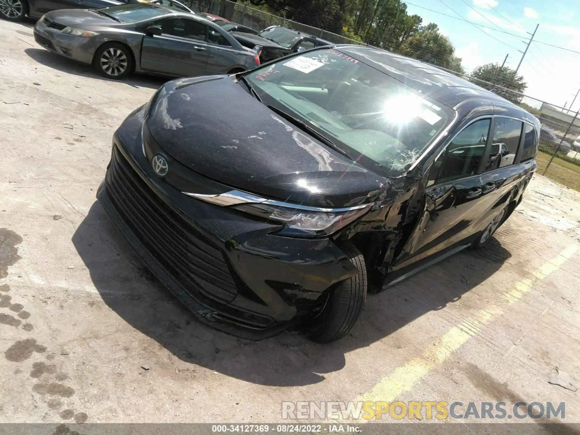 2 Photograph of a damaged car 5TDKRKEC9NS082361 TOYOTA SIENNA 2022