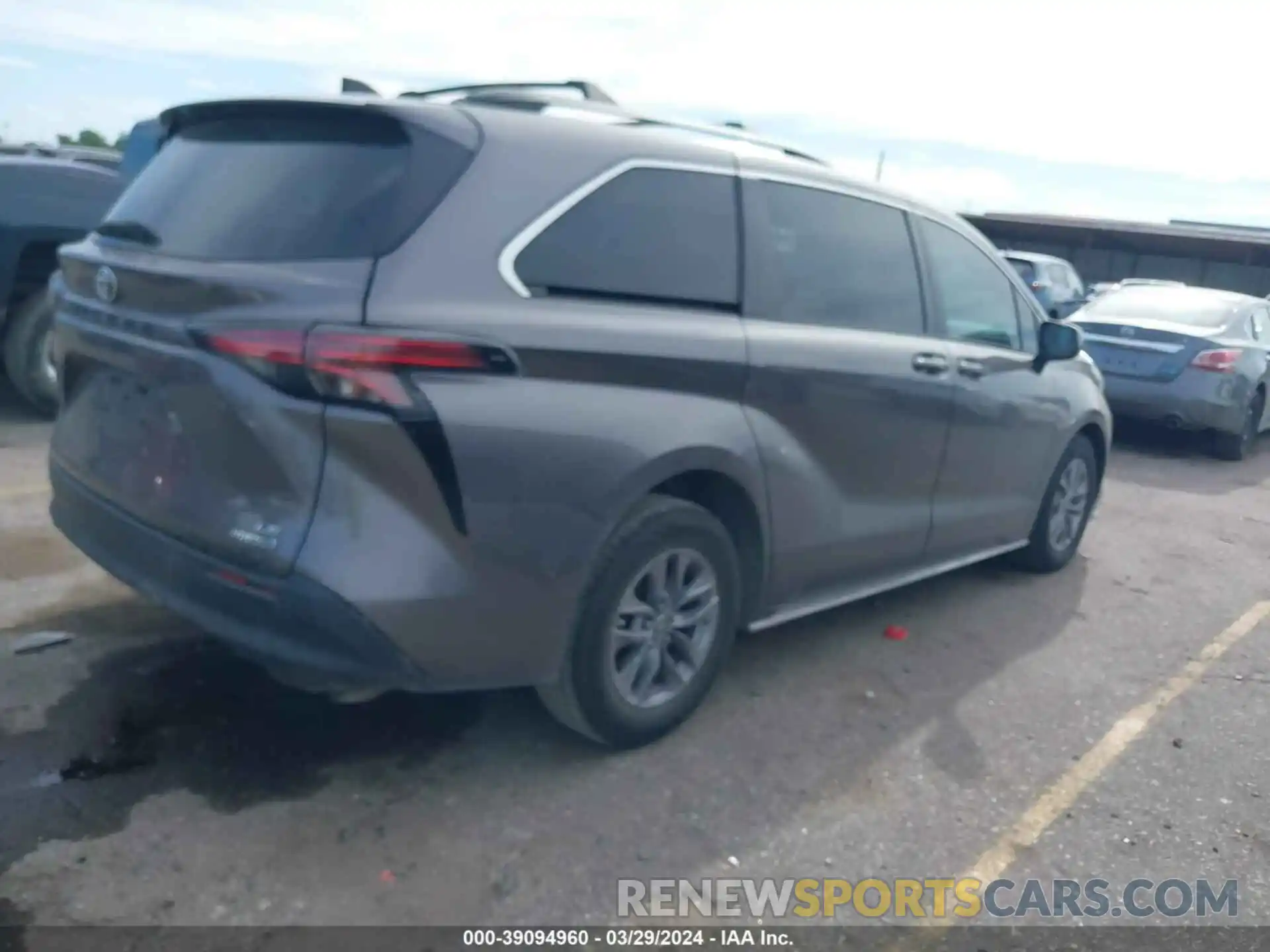 4 Фотография поврежденного автомобиля 5TDKRKEC9NS087964 TOYOTA SIENNA 2022