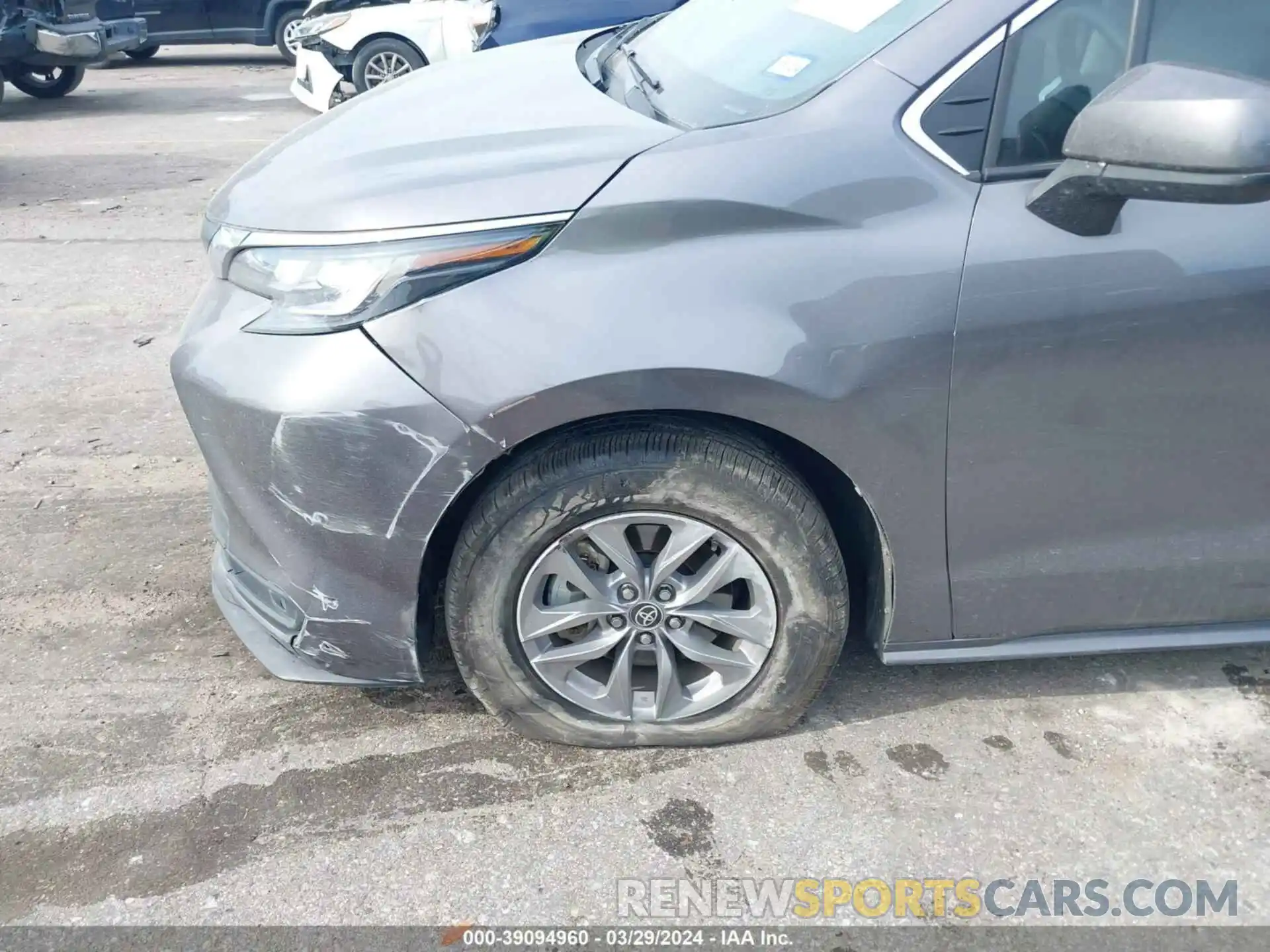 6 Photograph of a damaged car 5TDKRKEC9NS087964 TOYOTA SIENNA 2022