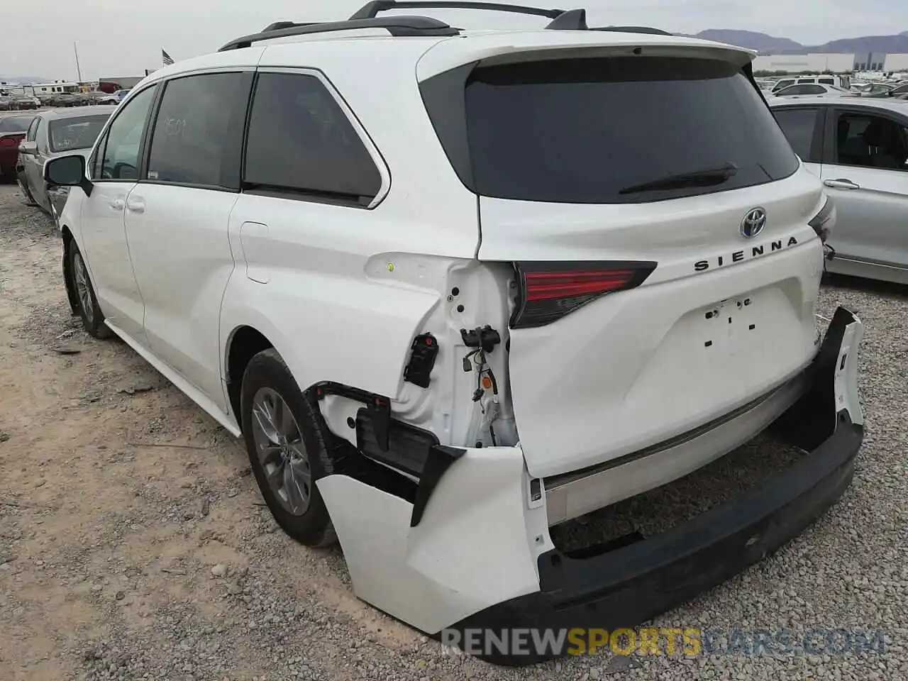 3 Photograph of a damaged car 5TDKRKEC9NS109803 TOYOTA SIENNA 2022