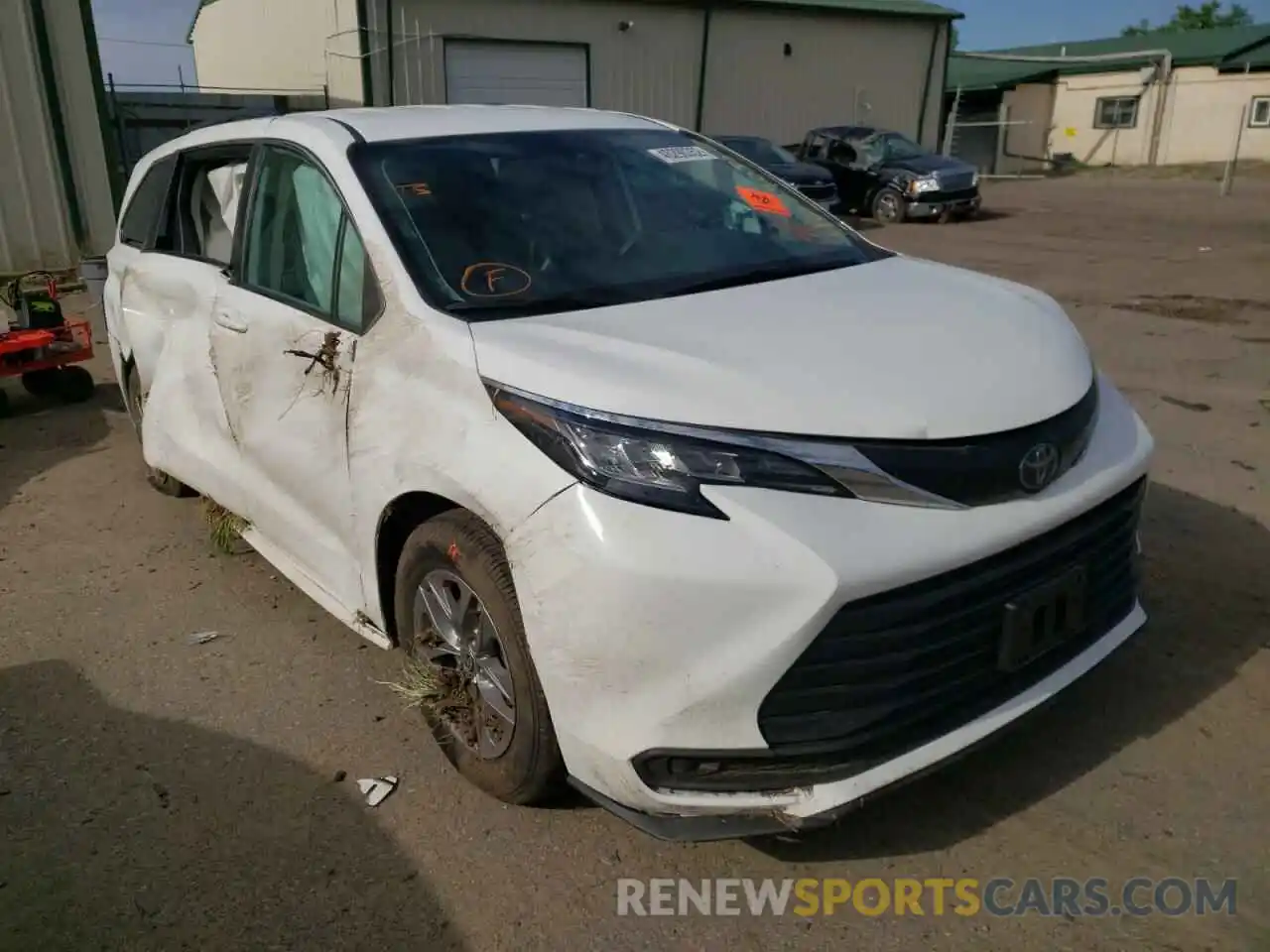 1 Photograph of a damaged car 5TDKSKFC2NS052136 TOYOTA SIENNA 2022