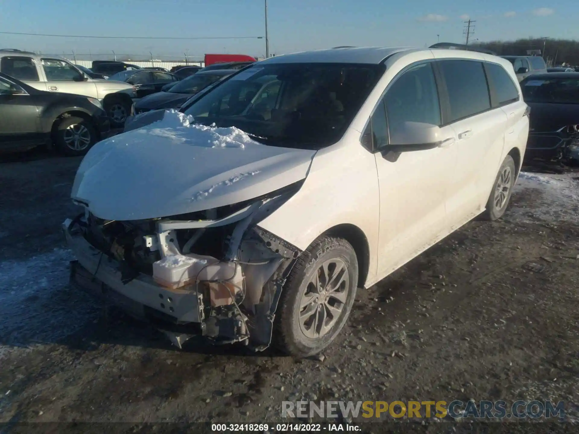 2 Photograph of a damaged car 5TDKSKFC5NS044452 TOYOTA SIENNA 2022