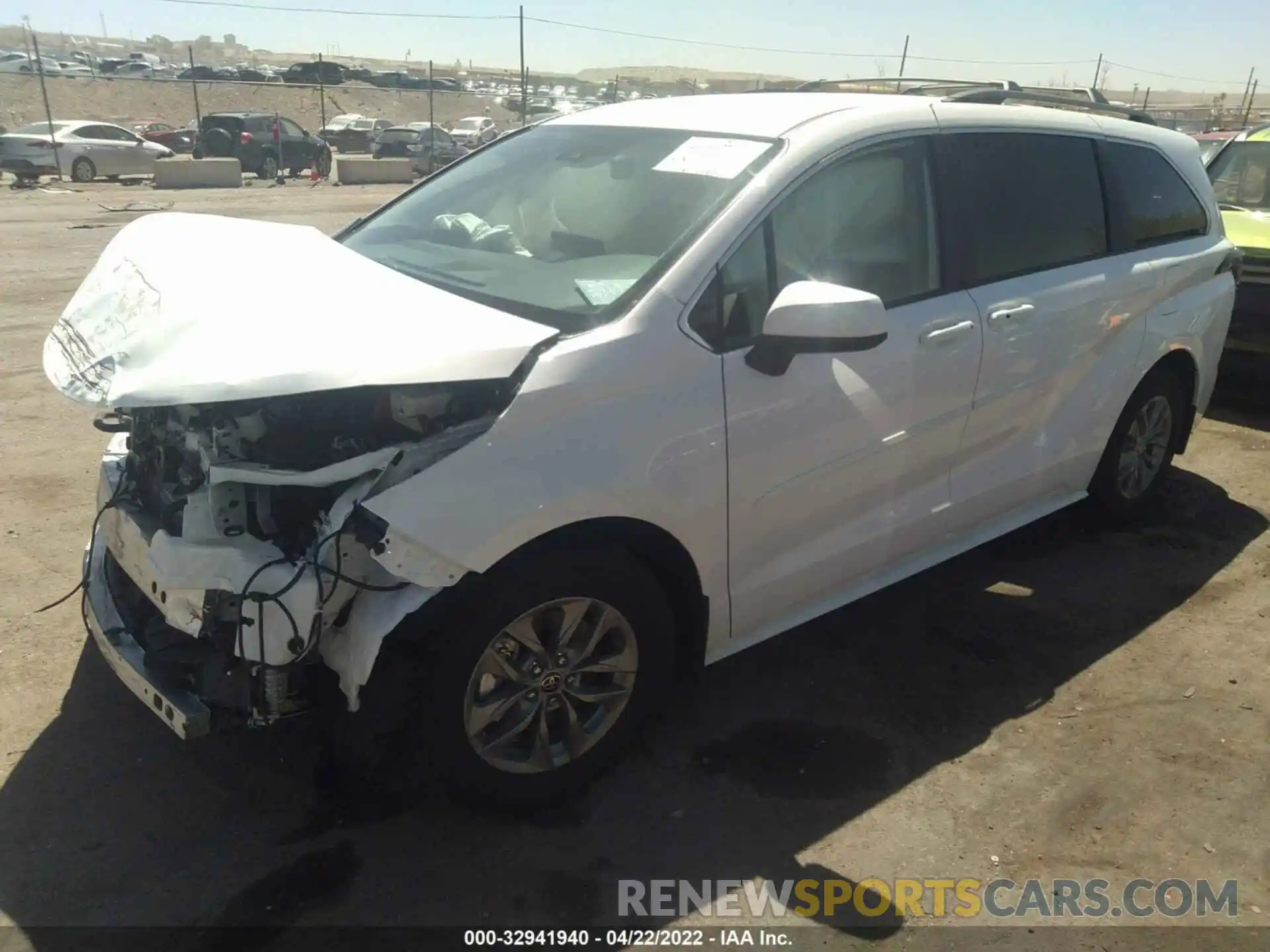 2 Photograph of a damaged car 5TDKSKFC6NS049238 TOYOTA SIENNA 2022