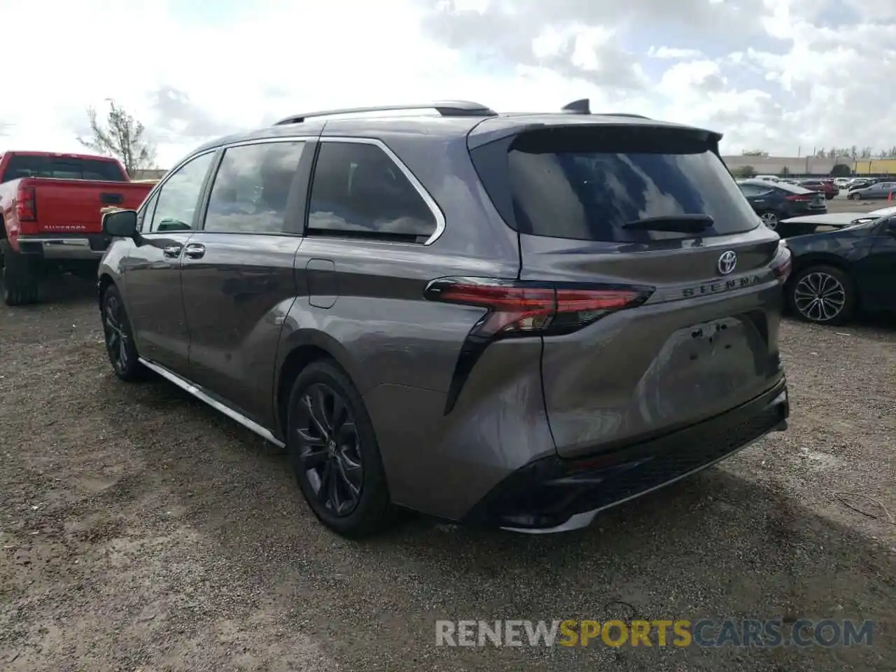 3 Photograph of a damaged car 5TDXRKEC4NS089241 TOYOTA SIENNA 2022