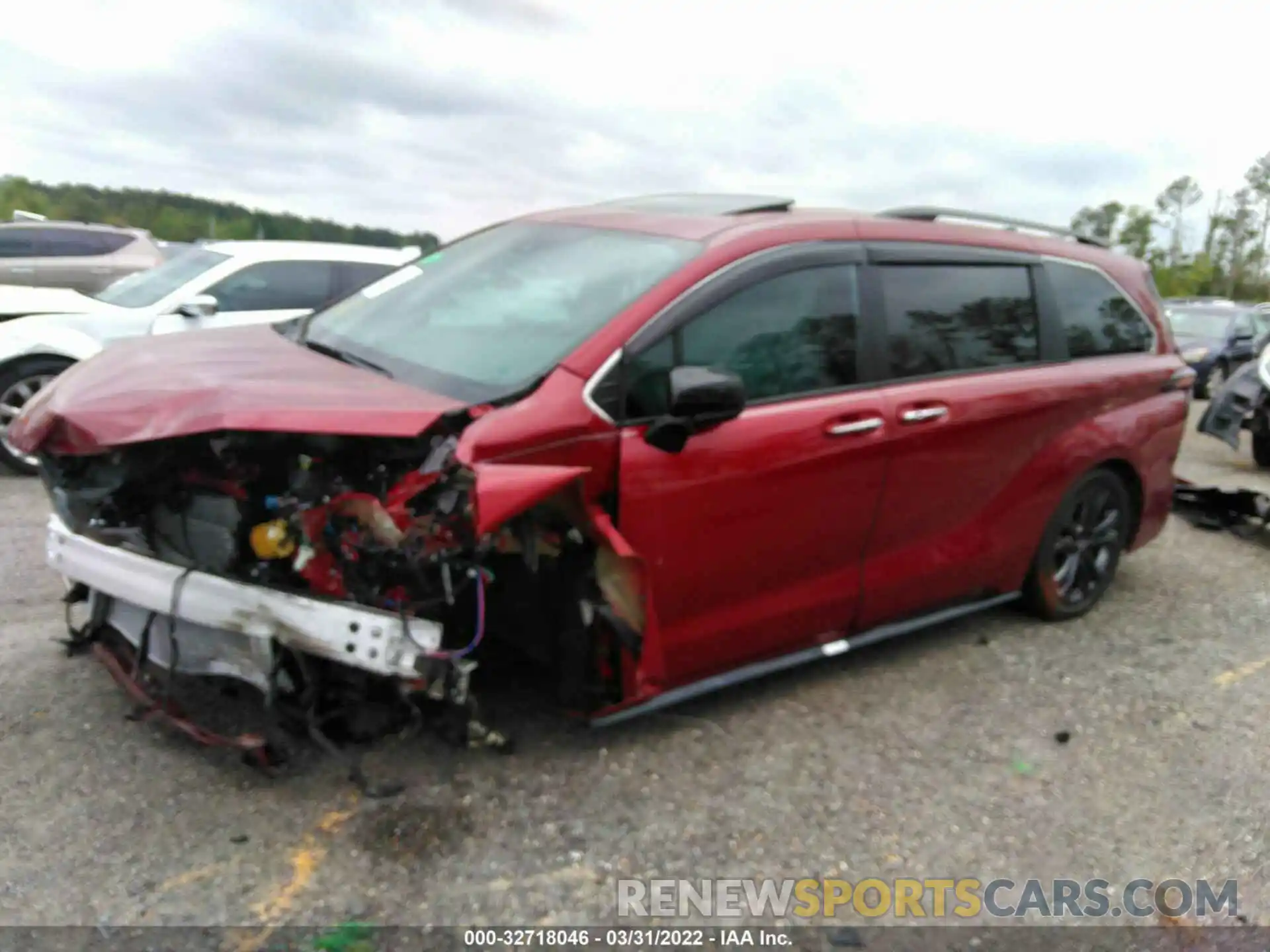 2 Photograph of a damaged car 5TDXRKEC5NS102112 TOYOTA SIENNA 2022