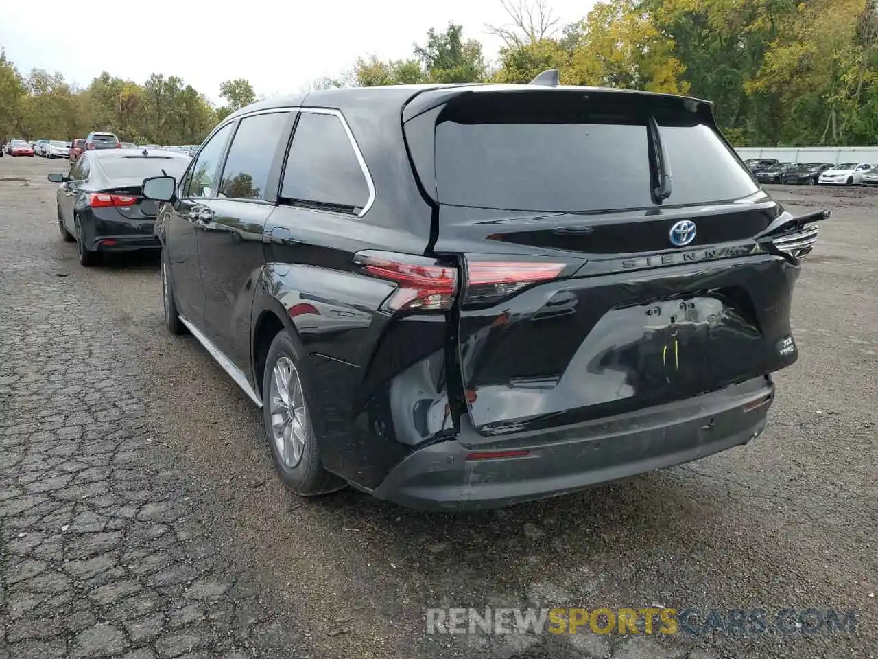 3 Photograph of a damaged car 5TDYRKEC1NS109613 TOYOTA SIENNA 2022