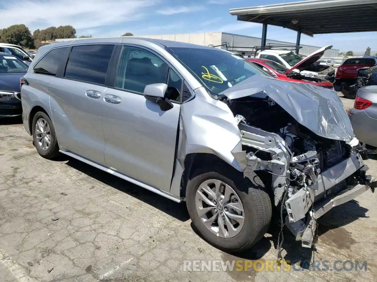 1 Photograph of a damaged car 5TDYRKEC4NS084464 TOYOTA SIENNA 2022