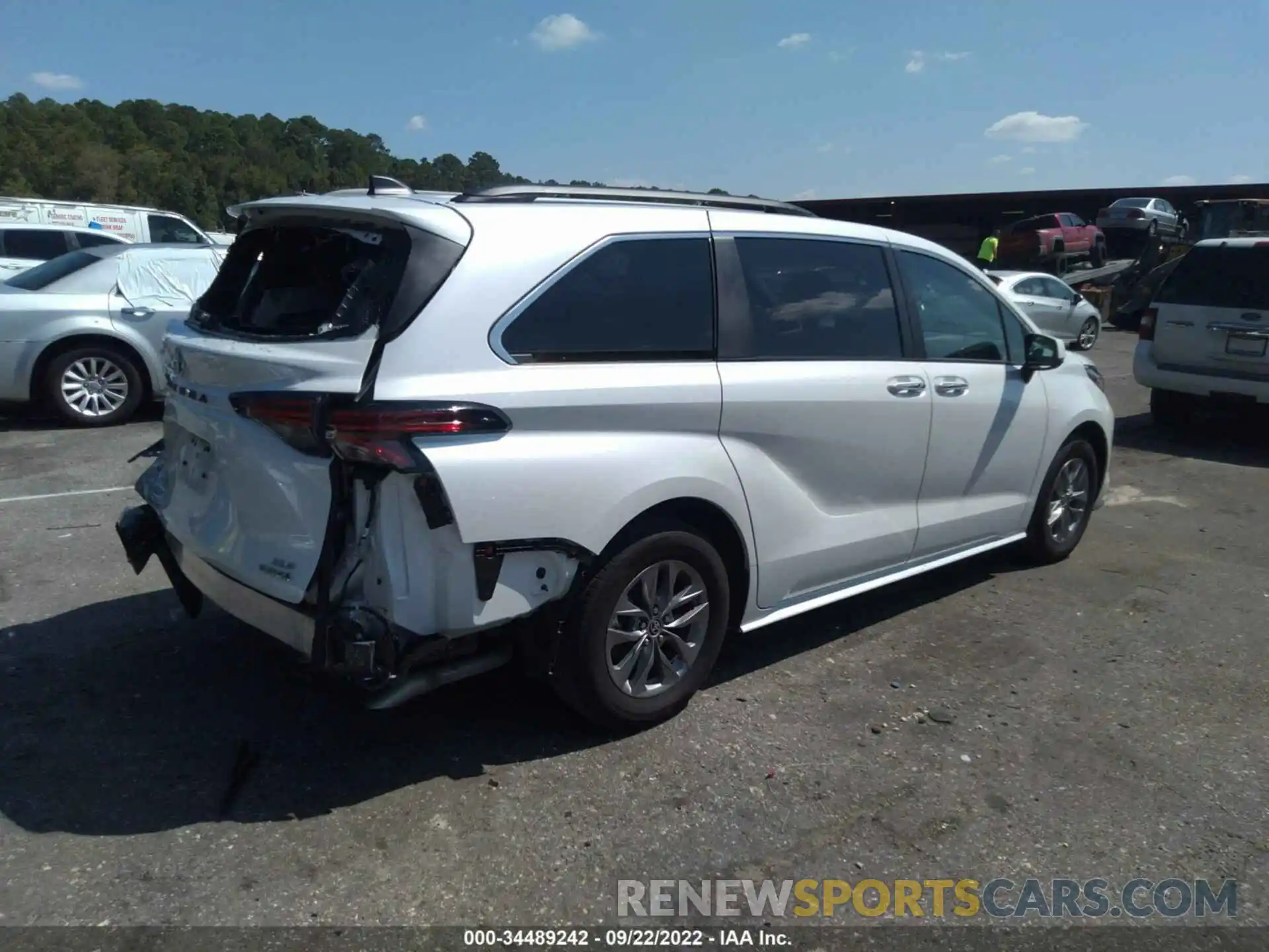 4 Фотография поврежденного автомобиля 5TDYRKEC4NS091804 TOYOTA SIENNA 2022