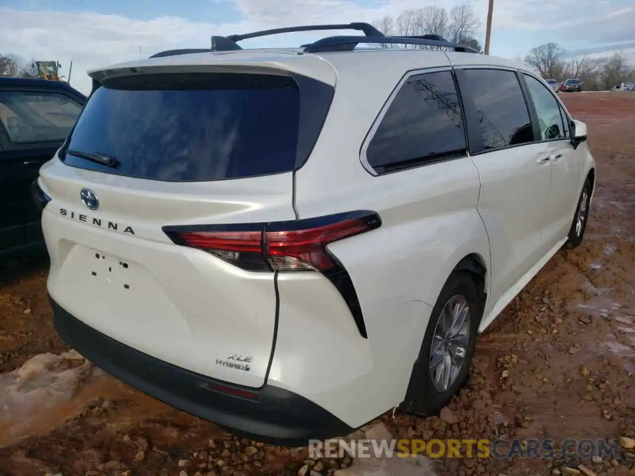 4 Photograph of a damaged car 5TDYRKEC5NS075434 TOYOTA SIENNA 2022