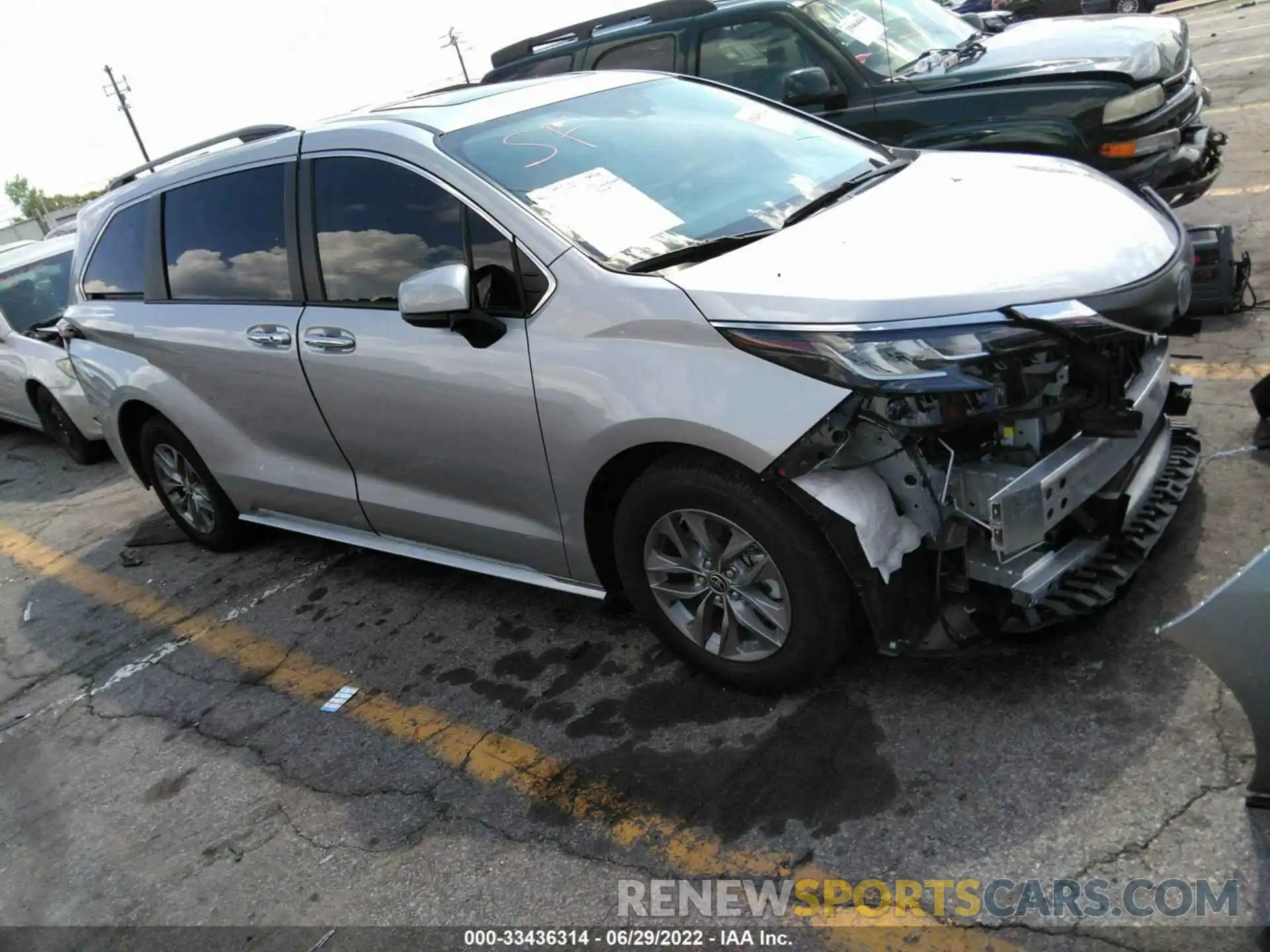 1 Фотография поврежденного автомобиля 5TDYRKEC5NS083596 TOYOTA SIENNA 2022