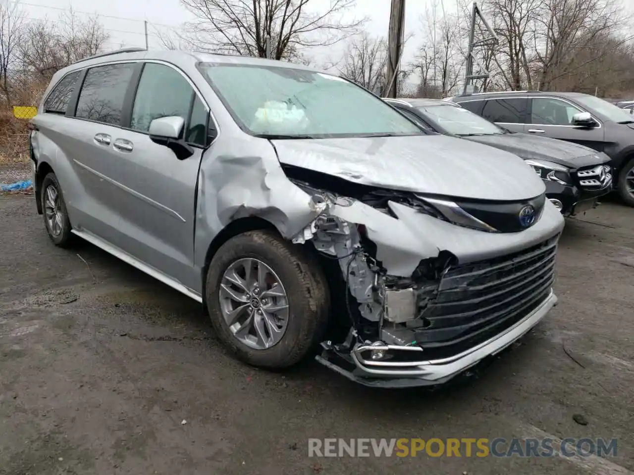 1 Photograph of a damaged car 5TDYRKEC6NS083199 TOYOTA SIENNA 2022