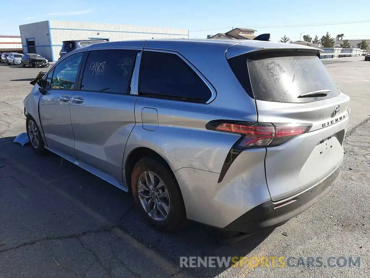 3 Photograph of a damaged car 5TDYRKEC7NS084085 TOYOTA SIENNA 2022