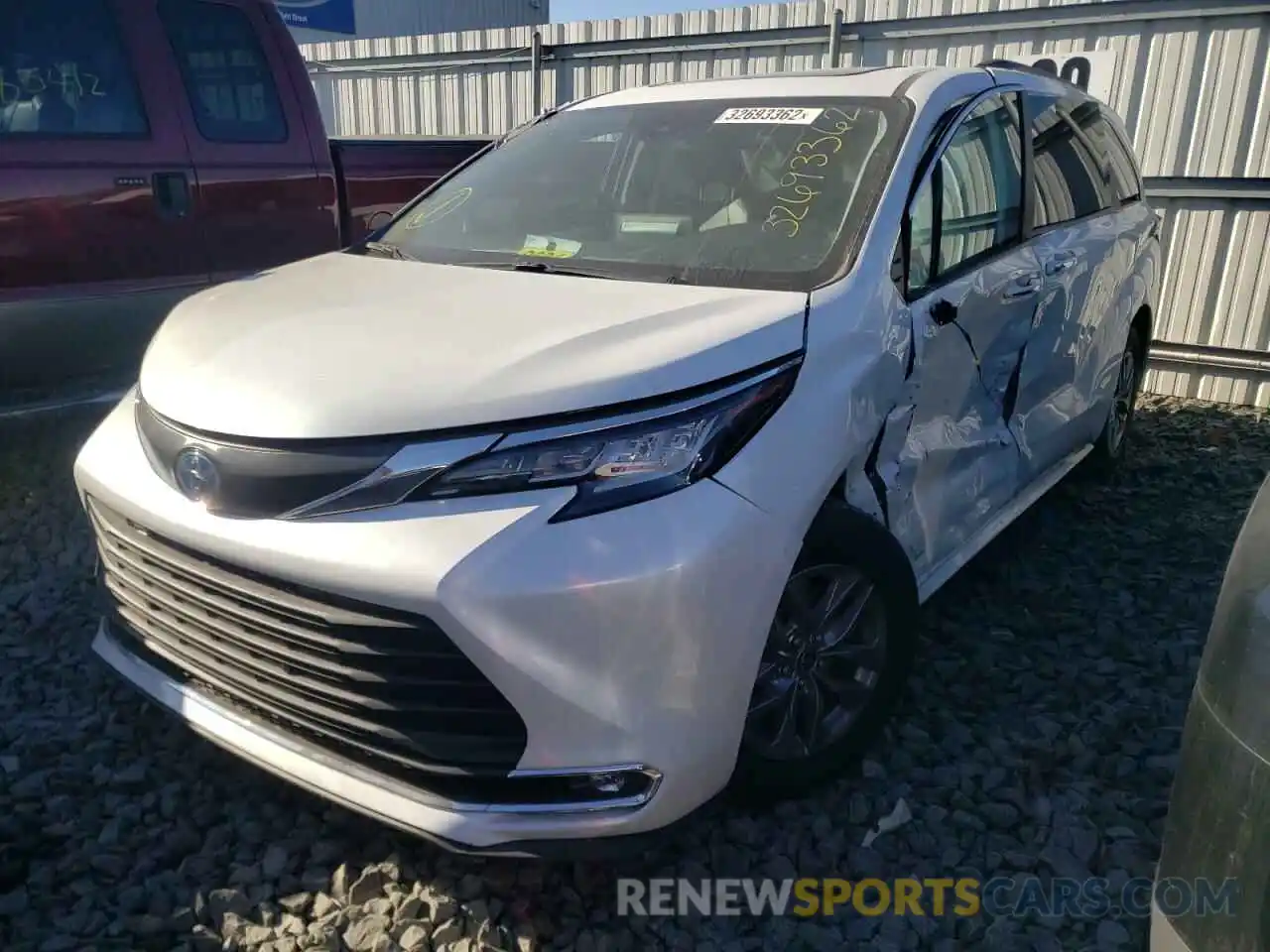 2 Photograph of a damaged car 5TDYRKEC7NS090467 TOYOTA SIENNA 2022