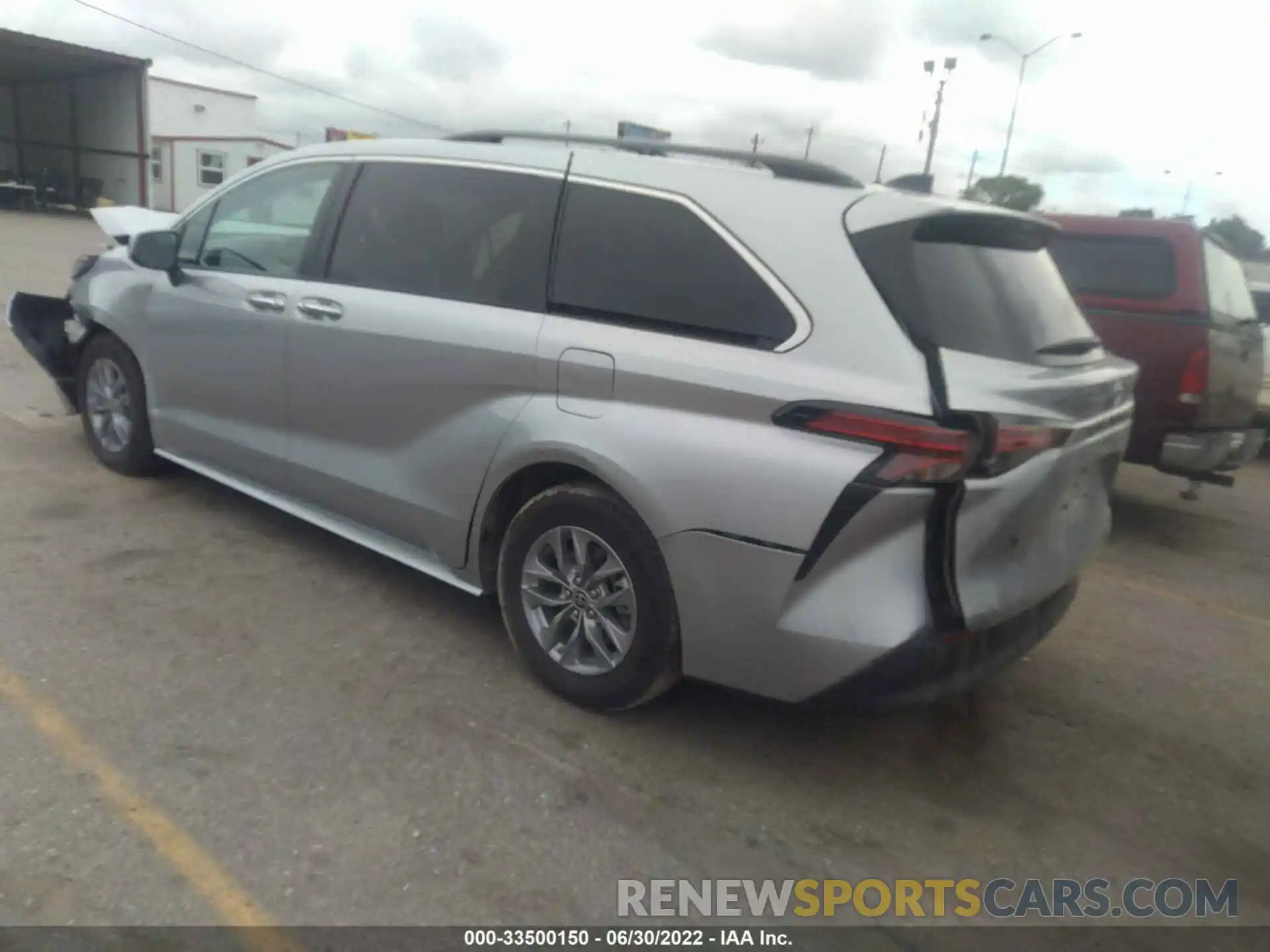 3 Photograph of a damaged car 5TDYRKEC7NS095426 TOYOTA SIENNA 2022