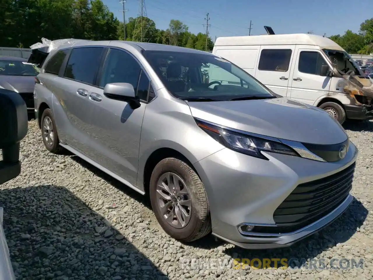 1 Photograph of a damaged car 5TDYRKEC8NS078912 TOYOTA SIENNA 2022