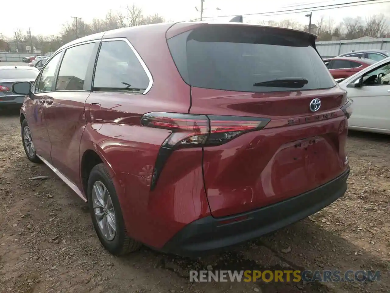 3 Photograph of a damaged car 5TDYRKEC8NS093300 TOYOTA SIENNA 2022