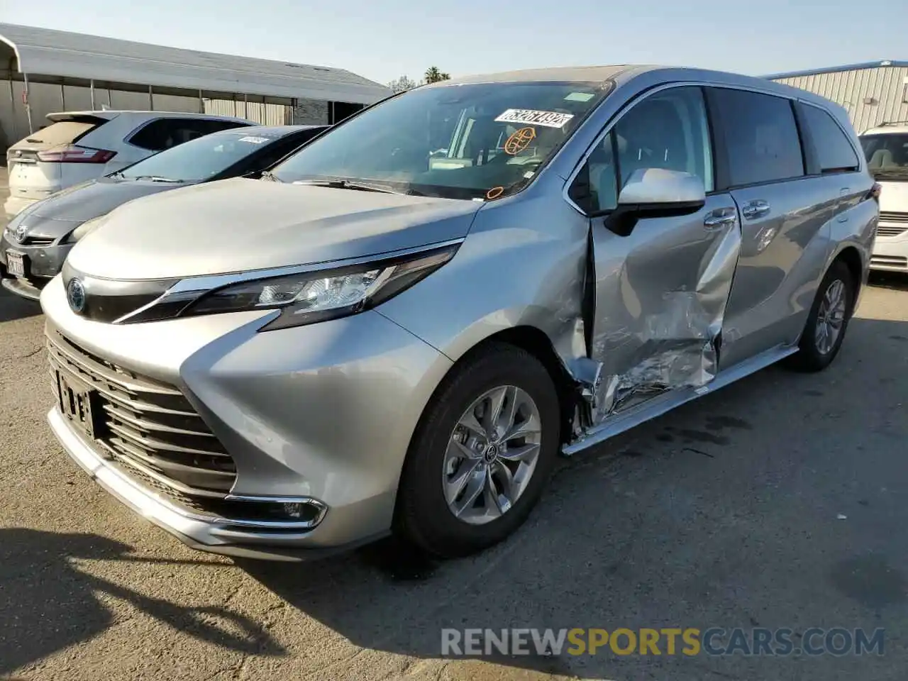 1 Photograph of a damaged car 5TDYRKEC8NS115473 TOYOTA SIENNA 2022