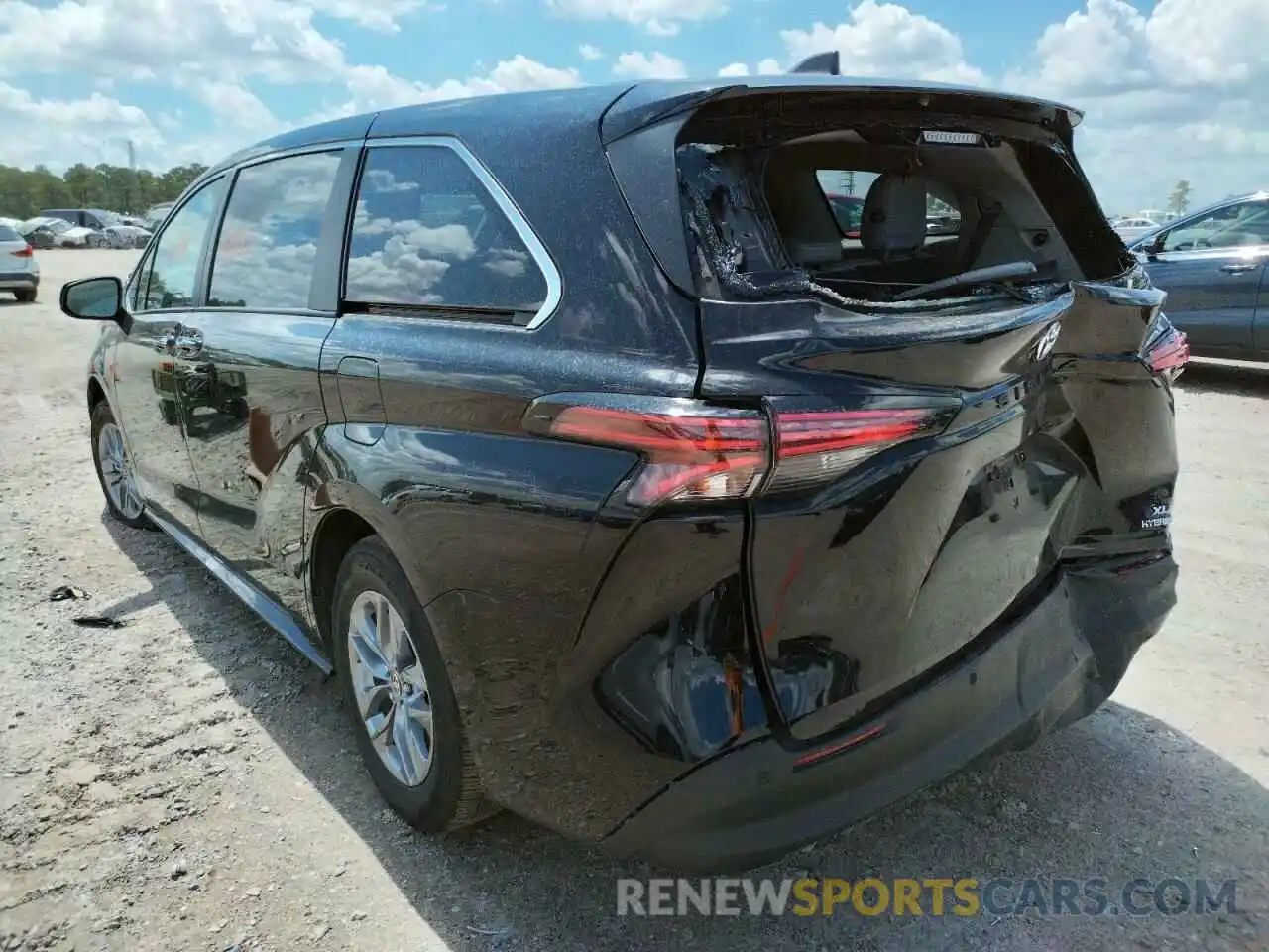 3 Photograph of a damaged car 5TDYRKEC9NS096674 TOYOTA SIENNA 2022