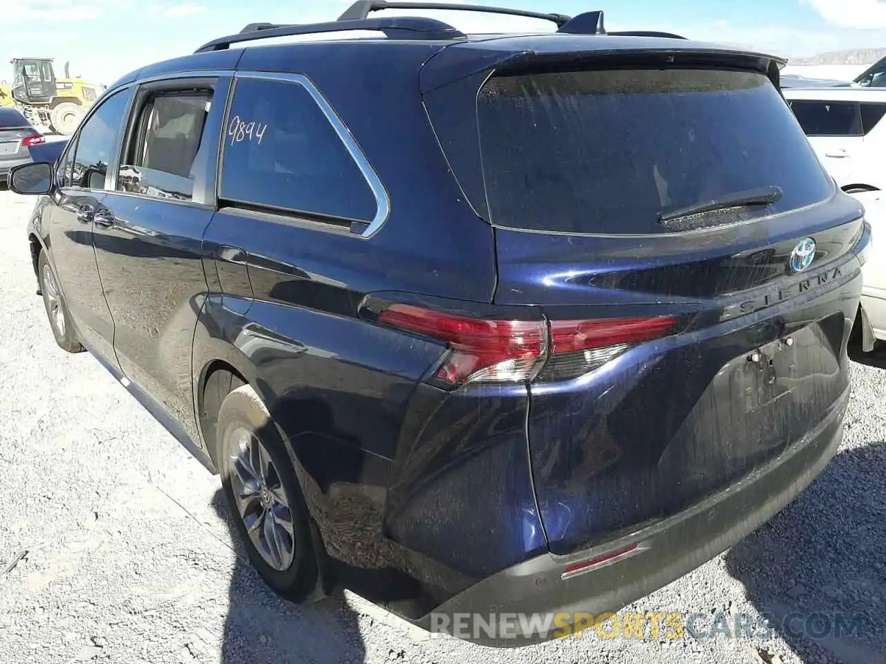 3 Photograph of a damaged car 5TDYRKEC9NS101419 TOYOTA SIENNA 2022