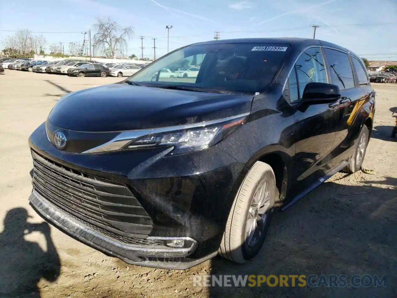 2 Photograph of a damaged car 5TDYRKECXNS085568 TOYOTA SIENNA 2022