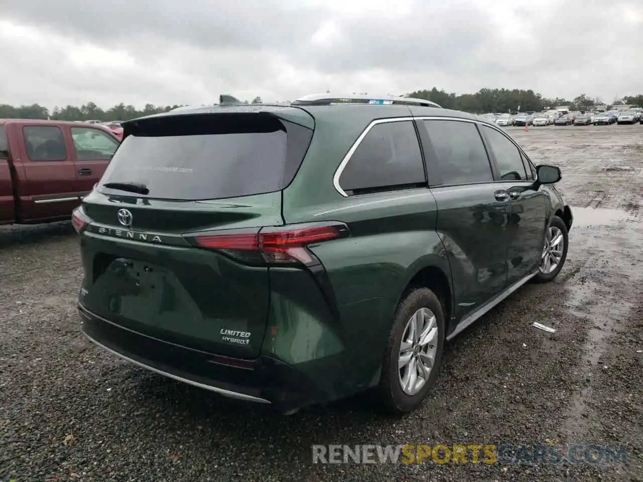 4 Photograph of a damaged car 5TDZRKEC3NS084329 TOYOTA SIENNA 2022