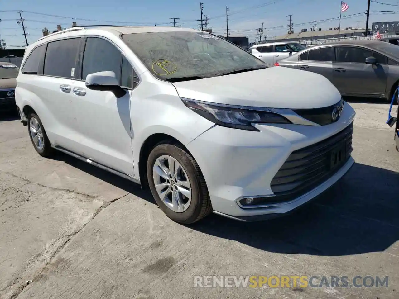 1 Photograph of a damaged car 5TDZRKECXNS090080 TOYOTA SIENNA 2022